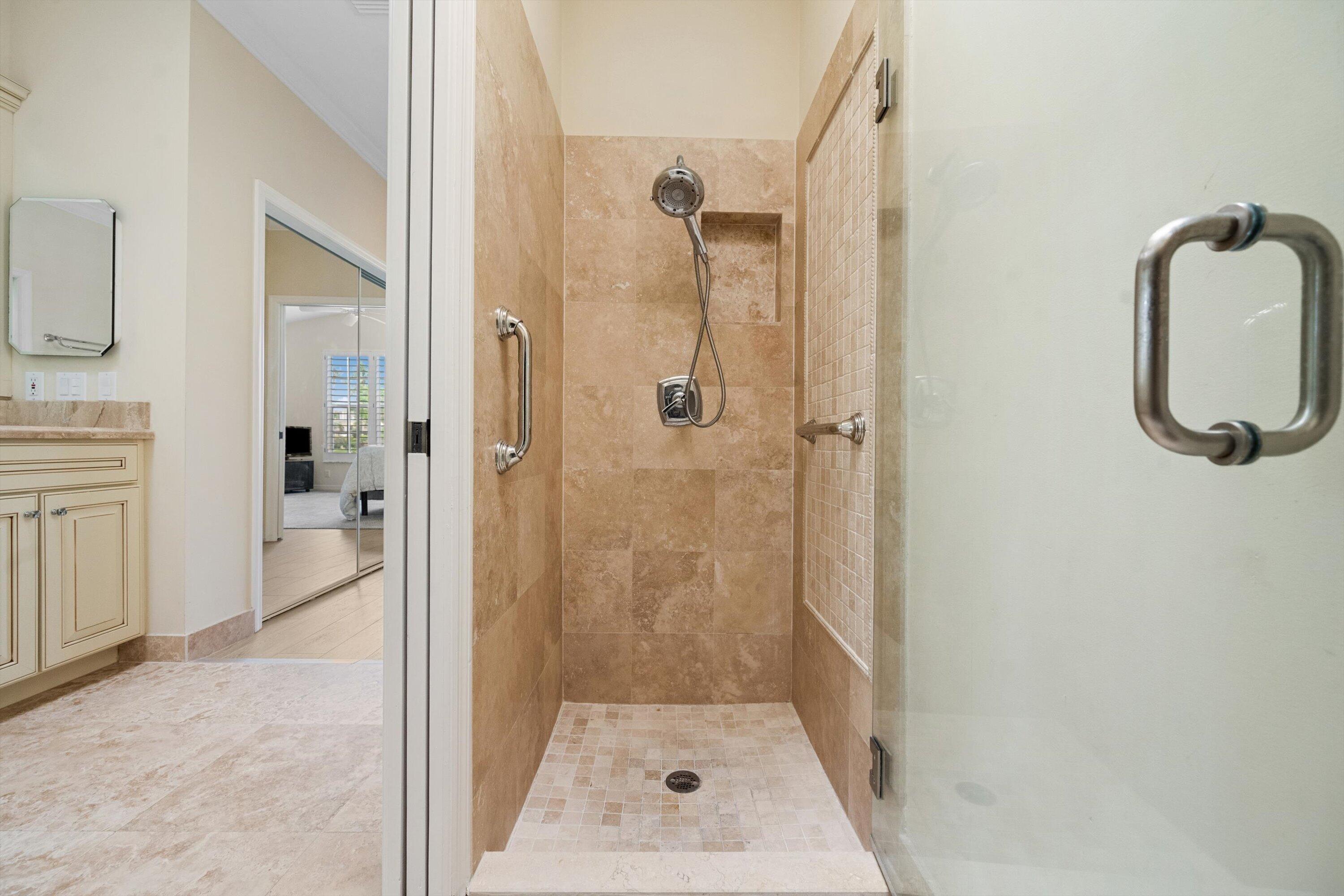 3878 N Longview, Jupiter FL 33477