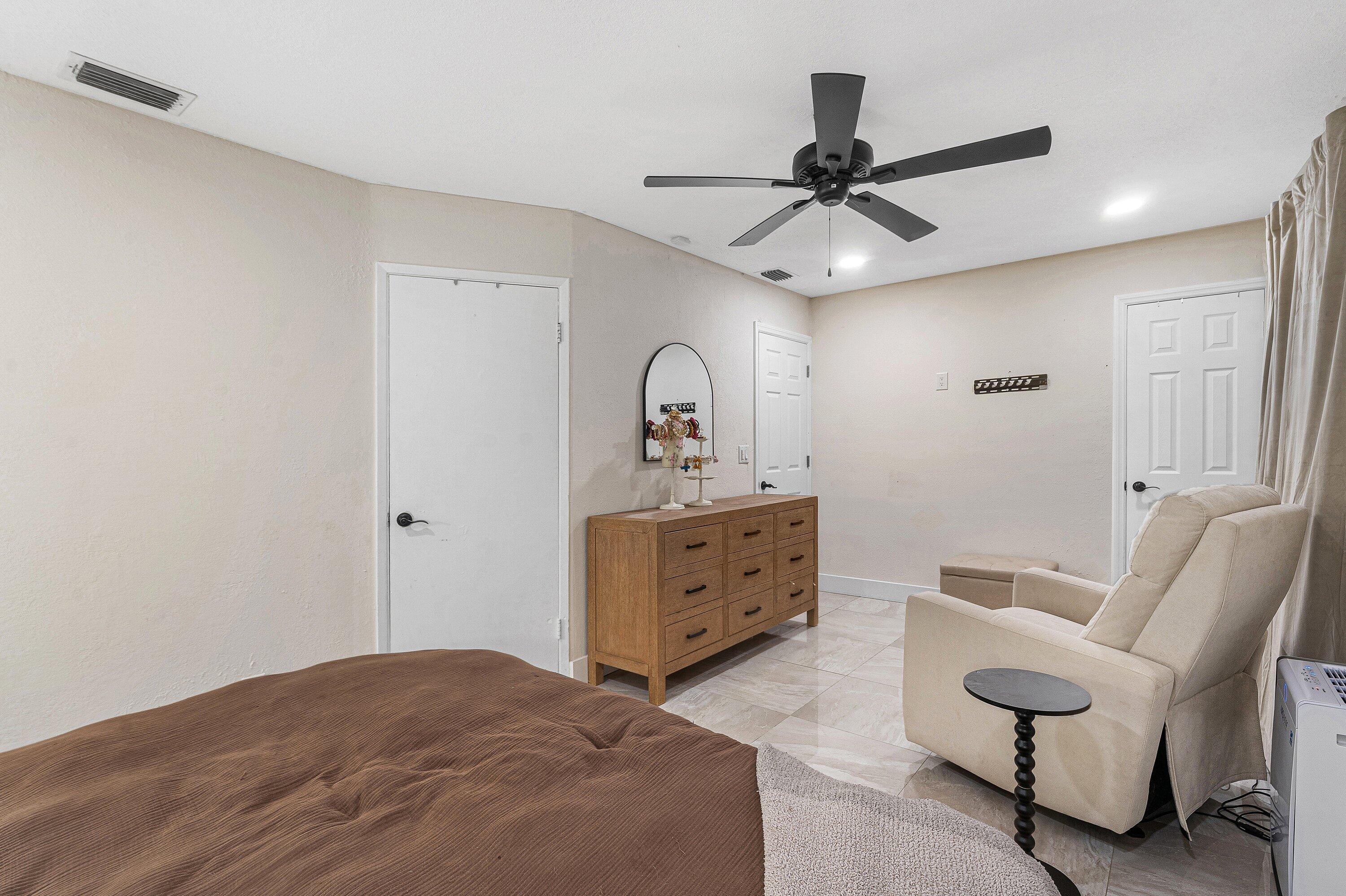711 Laurel, Lake Park FL 33403
