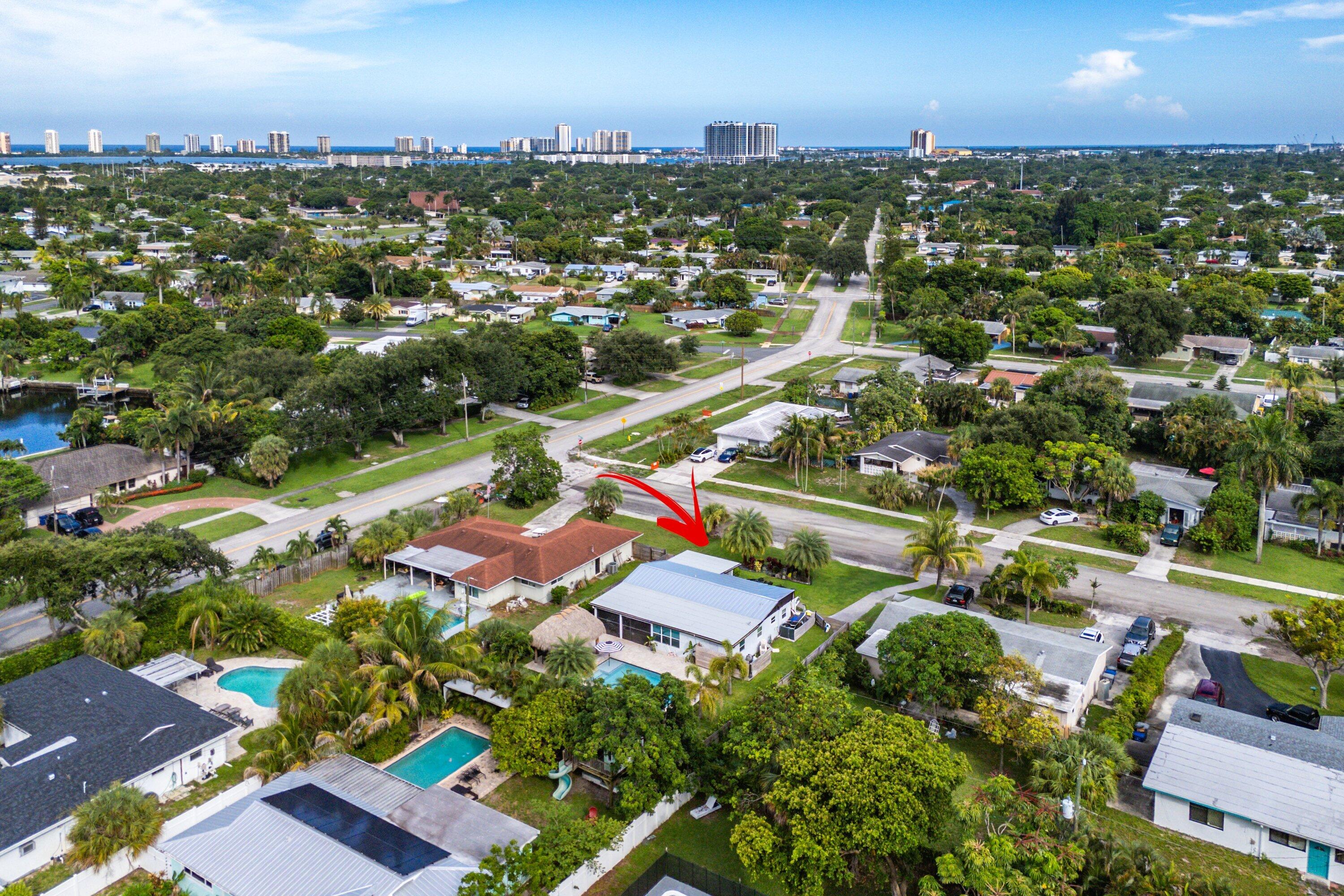 711 Laurel, Lake Park FL 33403