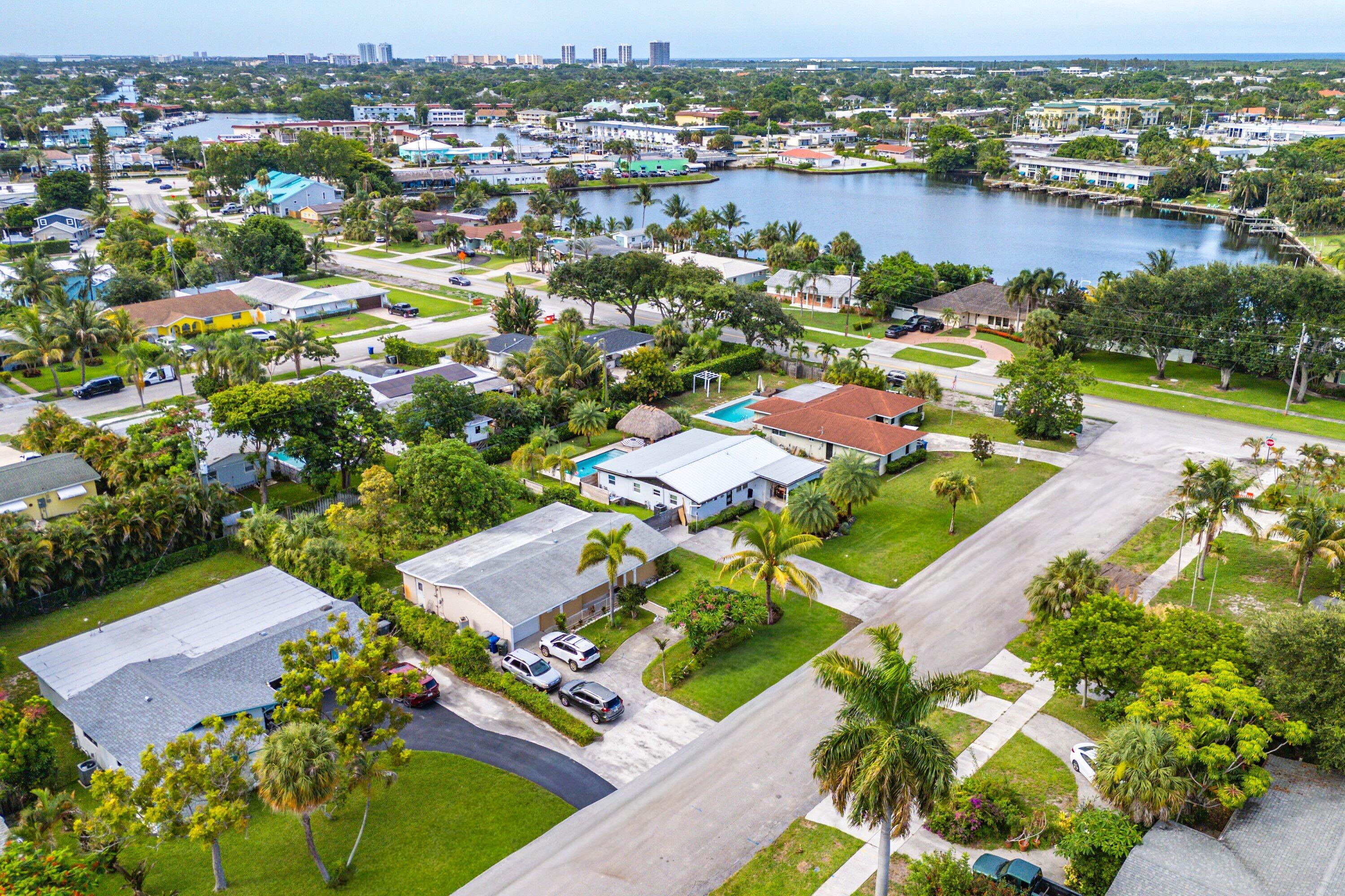 711 Laurel, Lake Park FL 33403