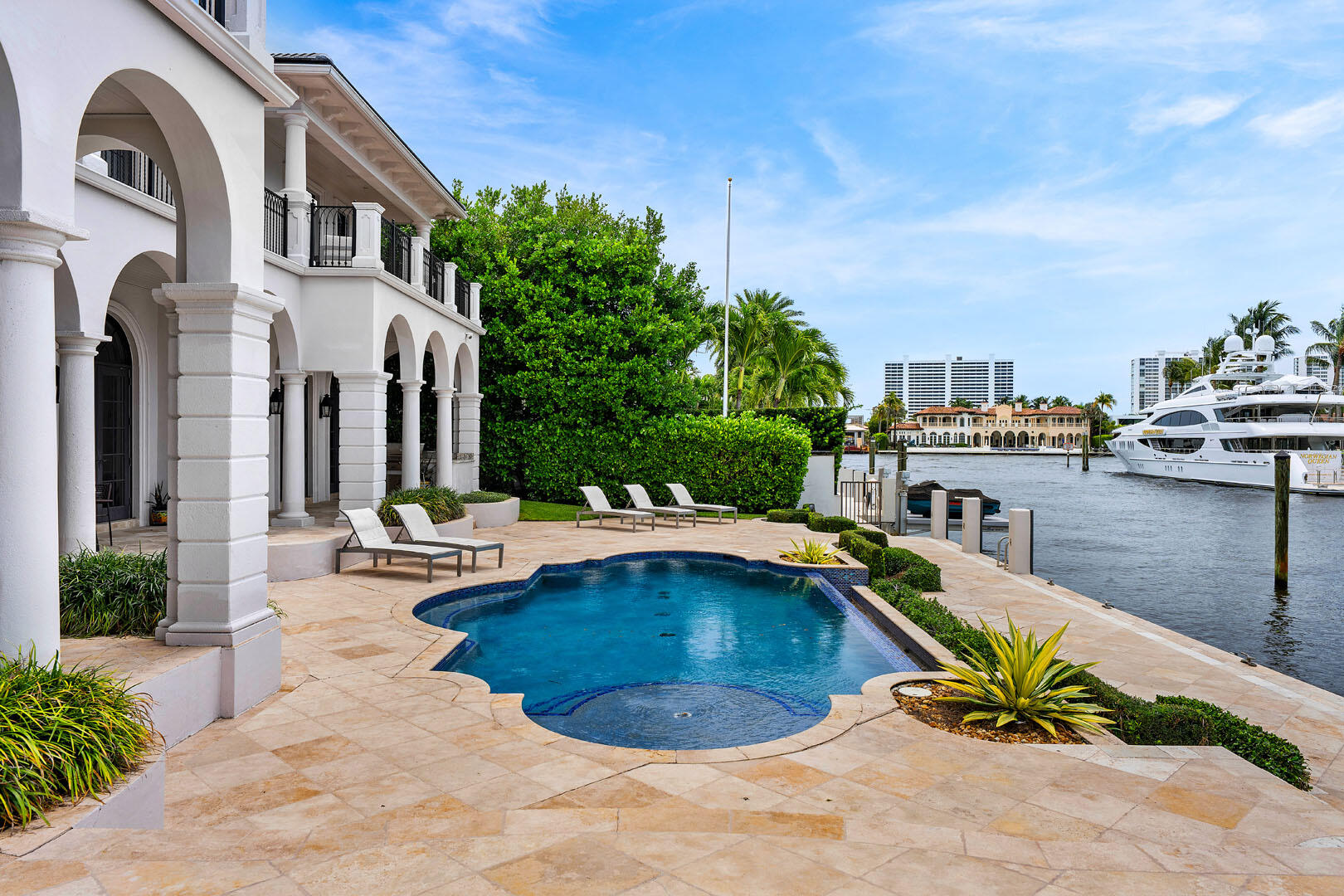 450 S Maya Palm, Boca Raton FL 33432