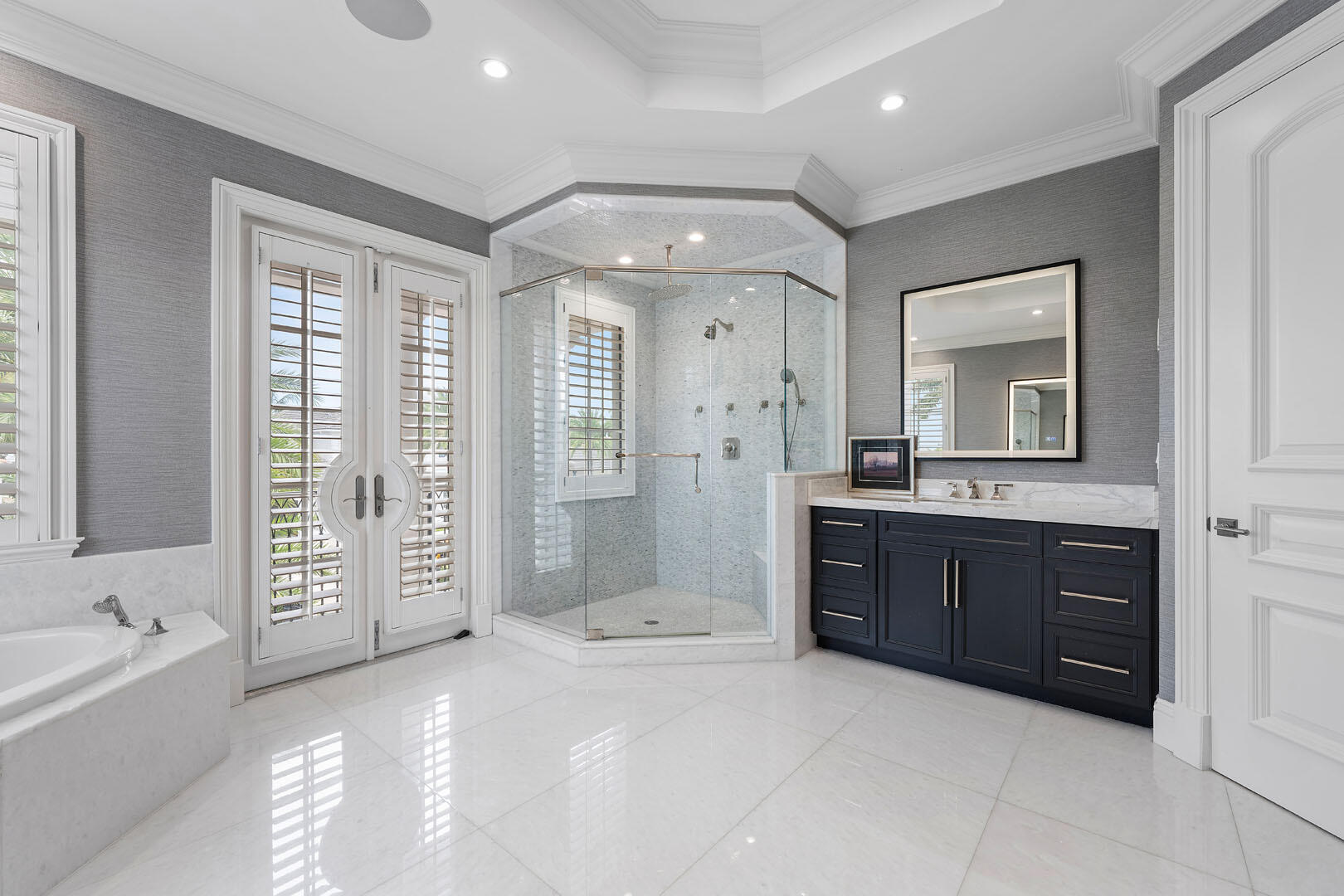 450 S Maya Palm, Boca Raton FL 33432