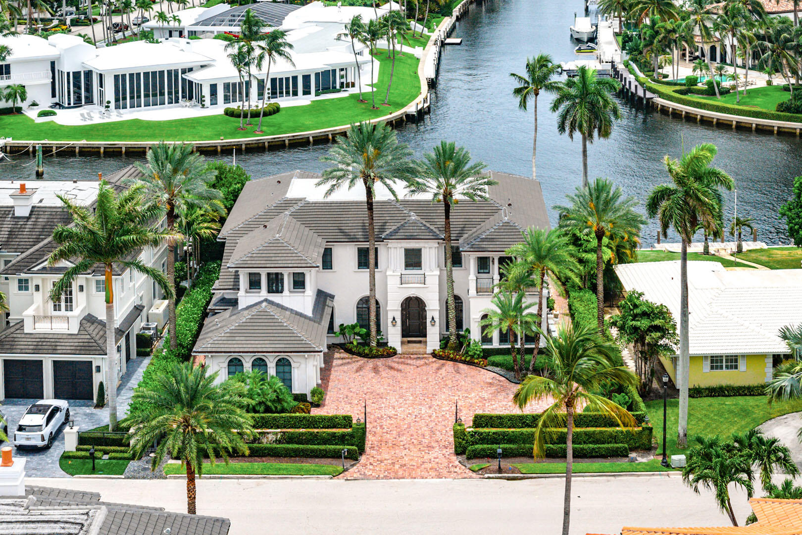 450 S Maya Palm, Boca Raton FL 33432