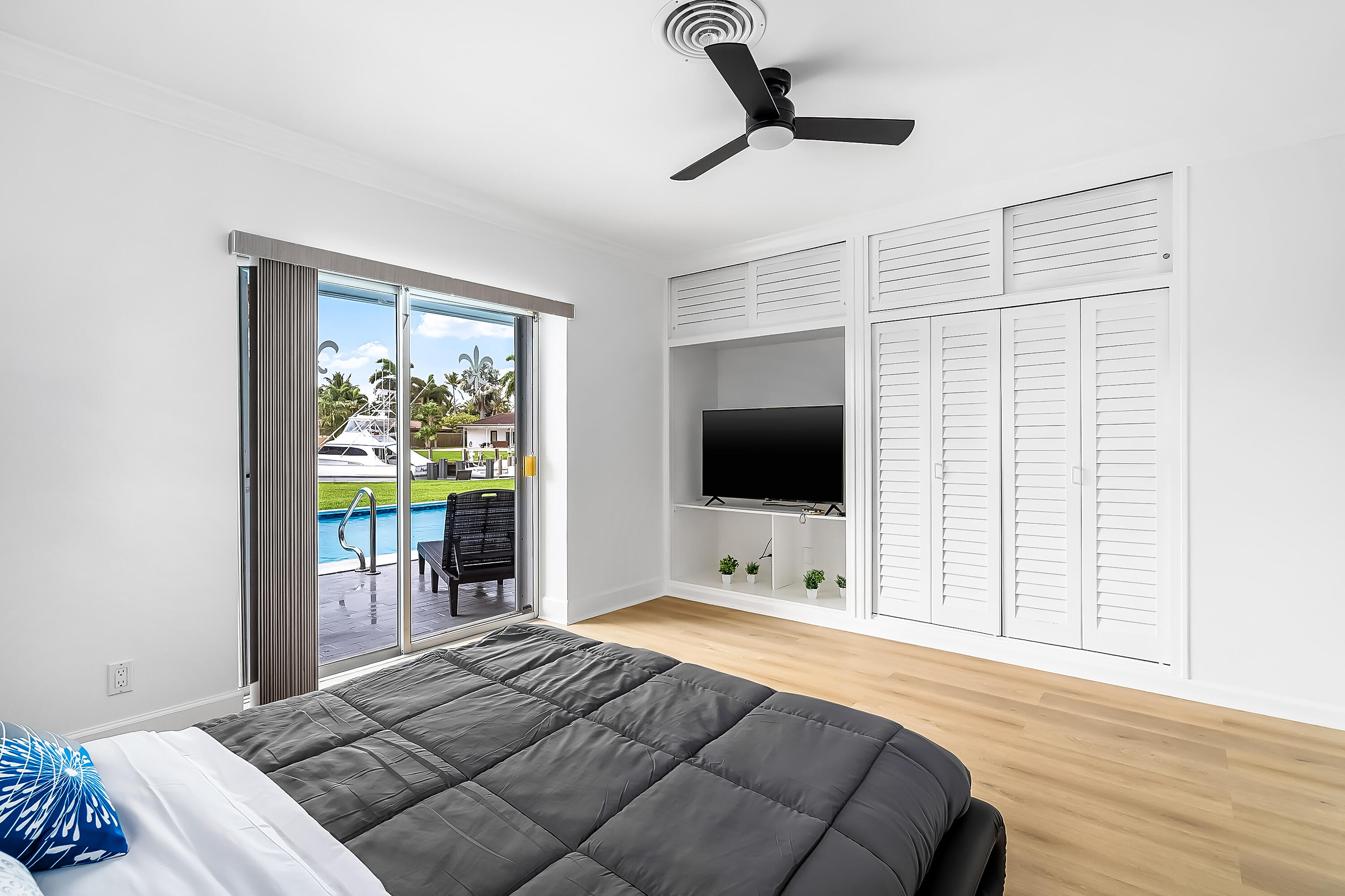 1250 SE 10th, Deerfield Beach FL 33441