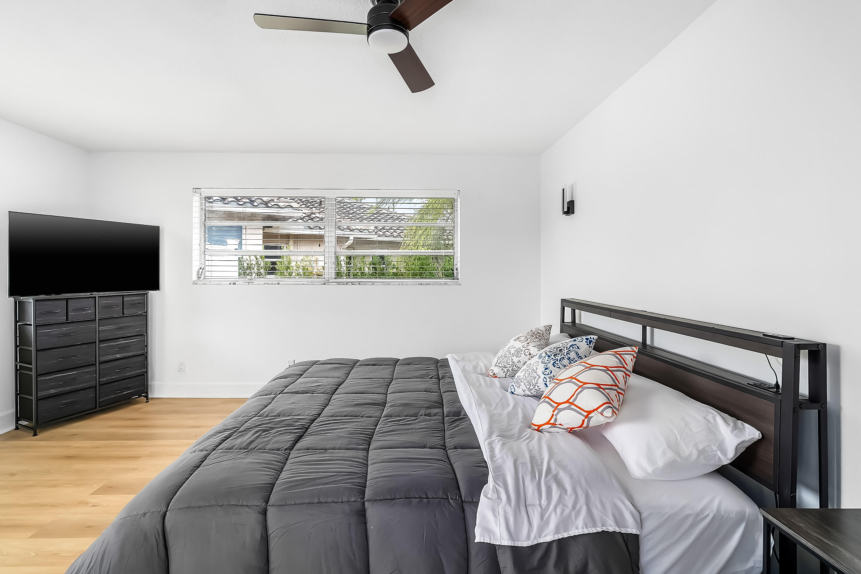 1250 SE 10th, Deerfield Beach FL 33441