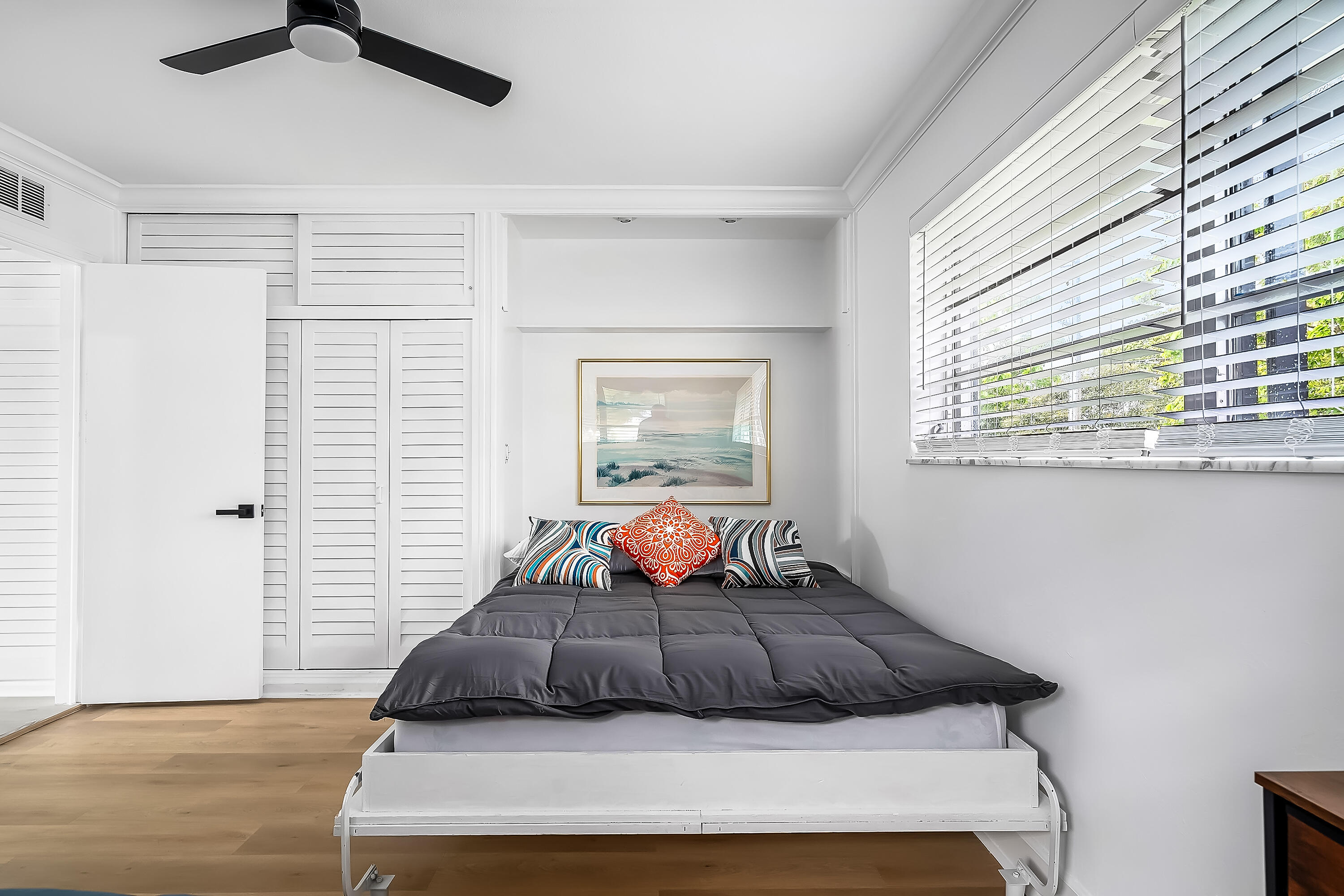 1250 SE 10th, Deerfield Beach FL 33441