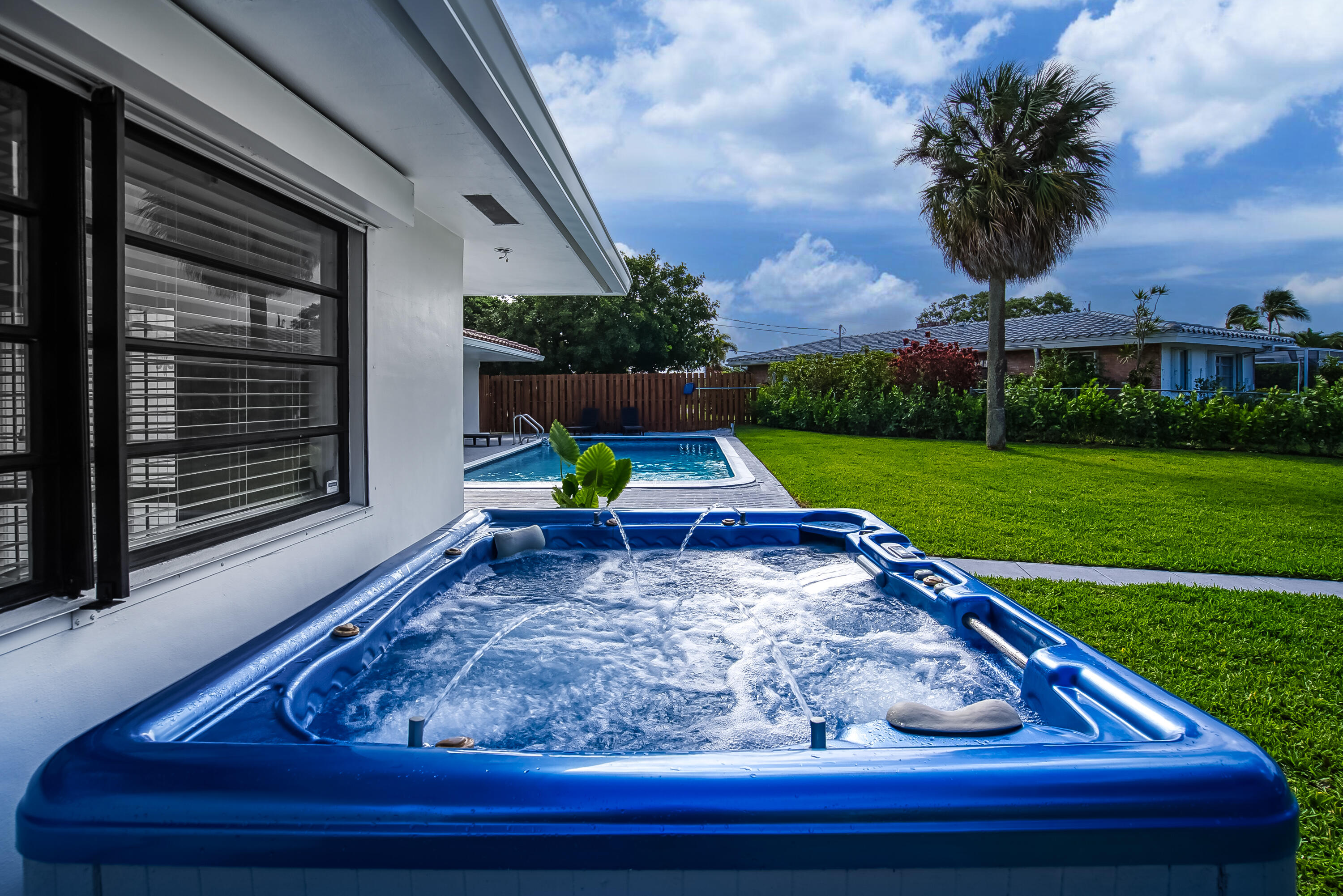 1250 SE 10th, Deerfield Beach FL 33441