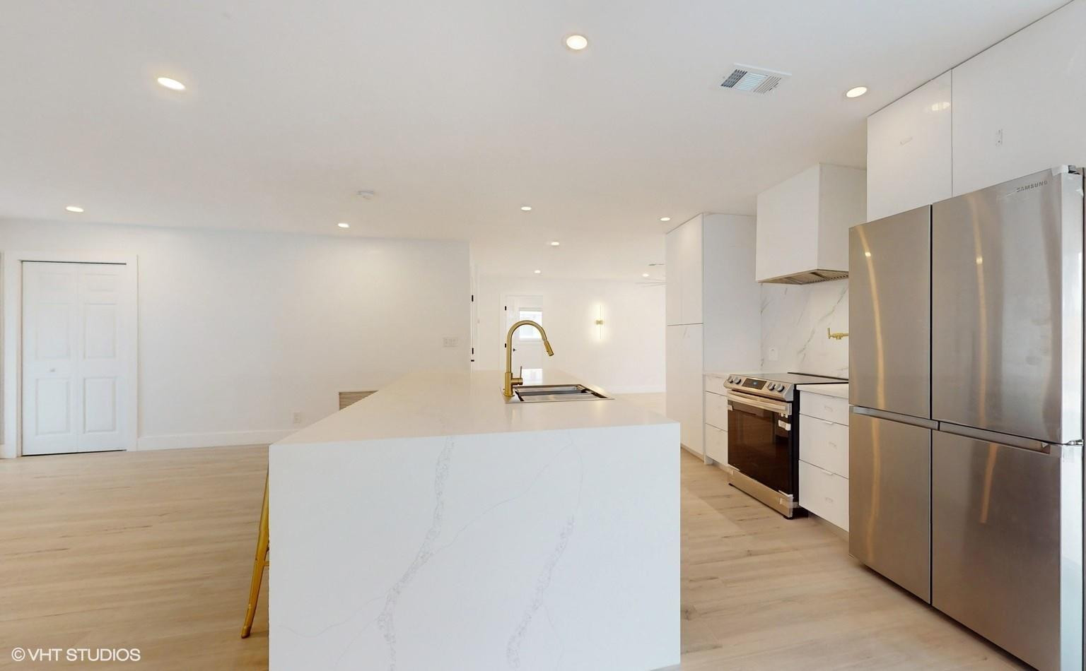 4761 NE 28th, Fort Lauderdale FL 33308