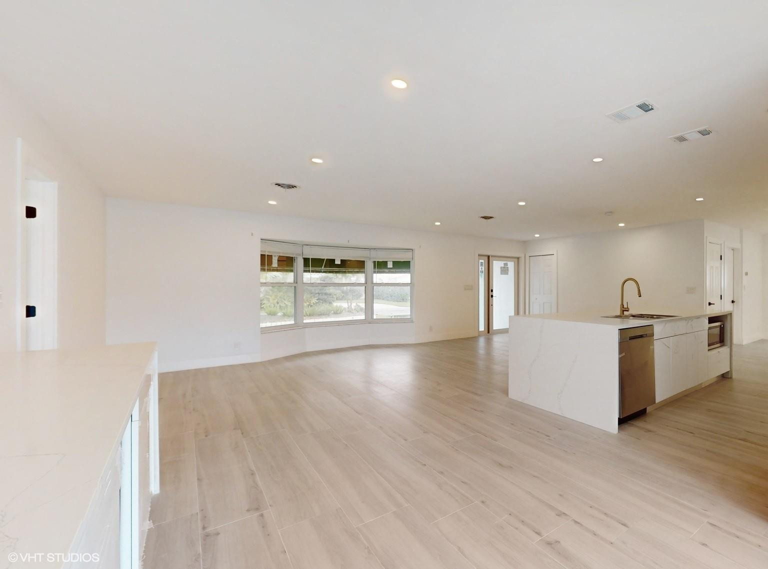 4761 NE 28th, Fort Lauderdale FL 33308