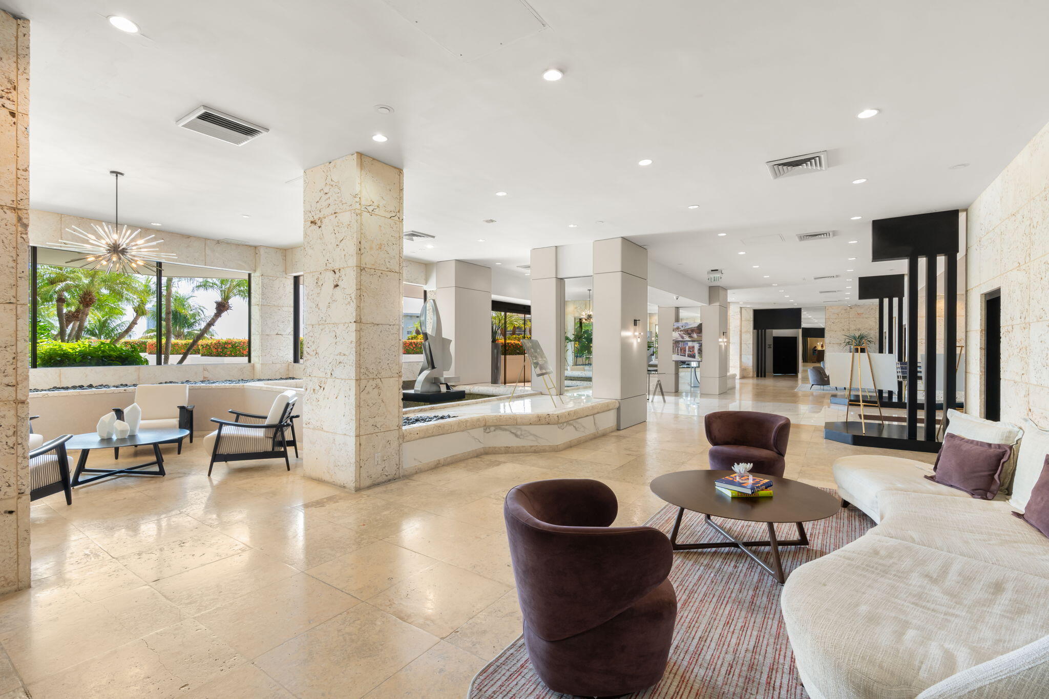 1000 E Island #305, Aventura FL 33160