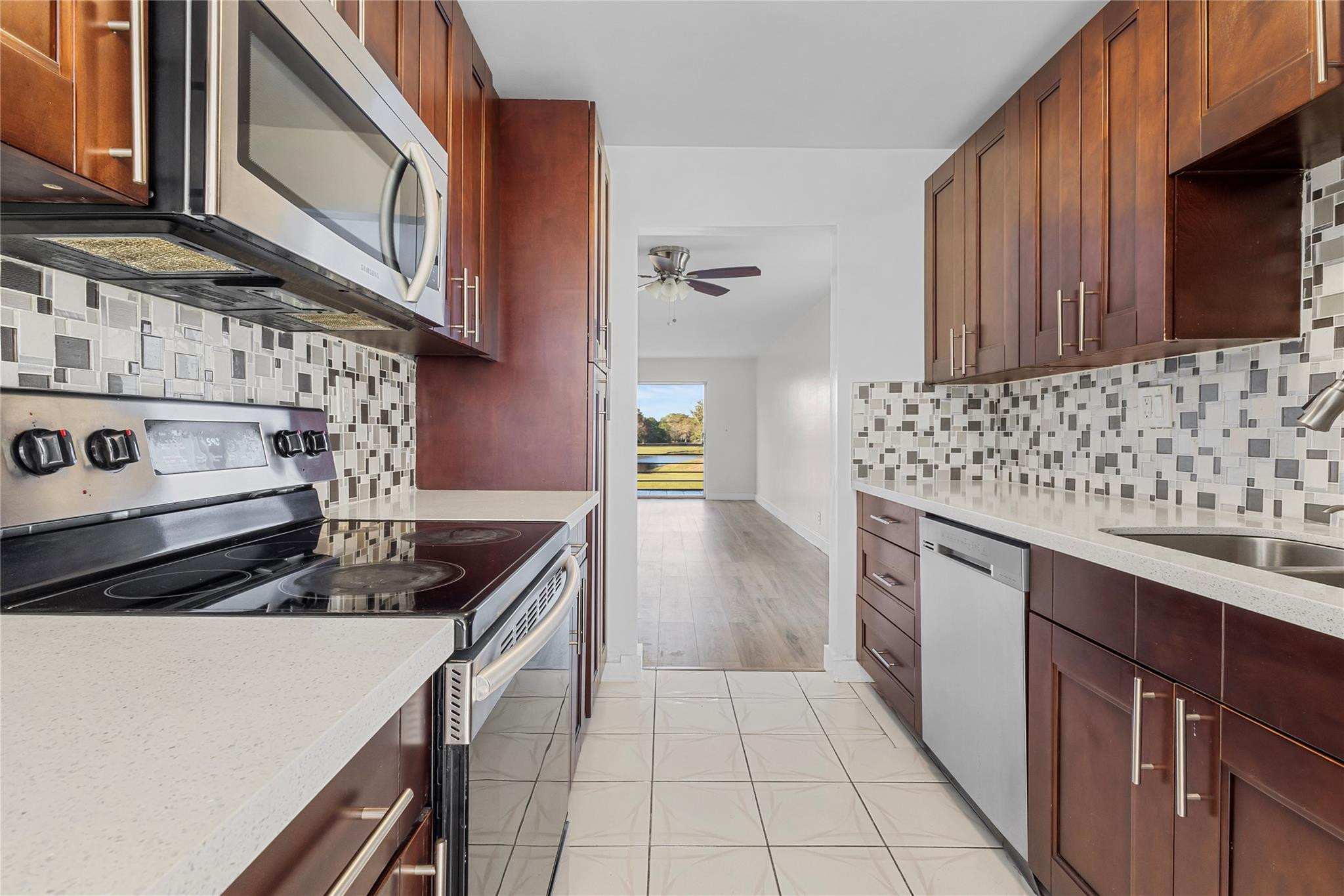 8205 NW 61st #B218, Tamarac FL 33321