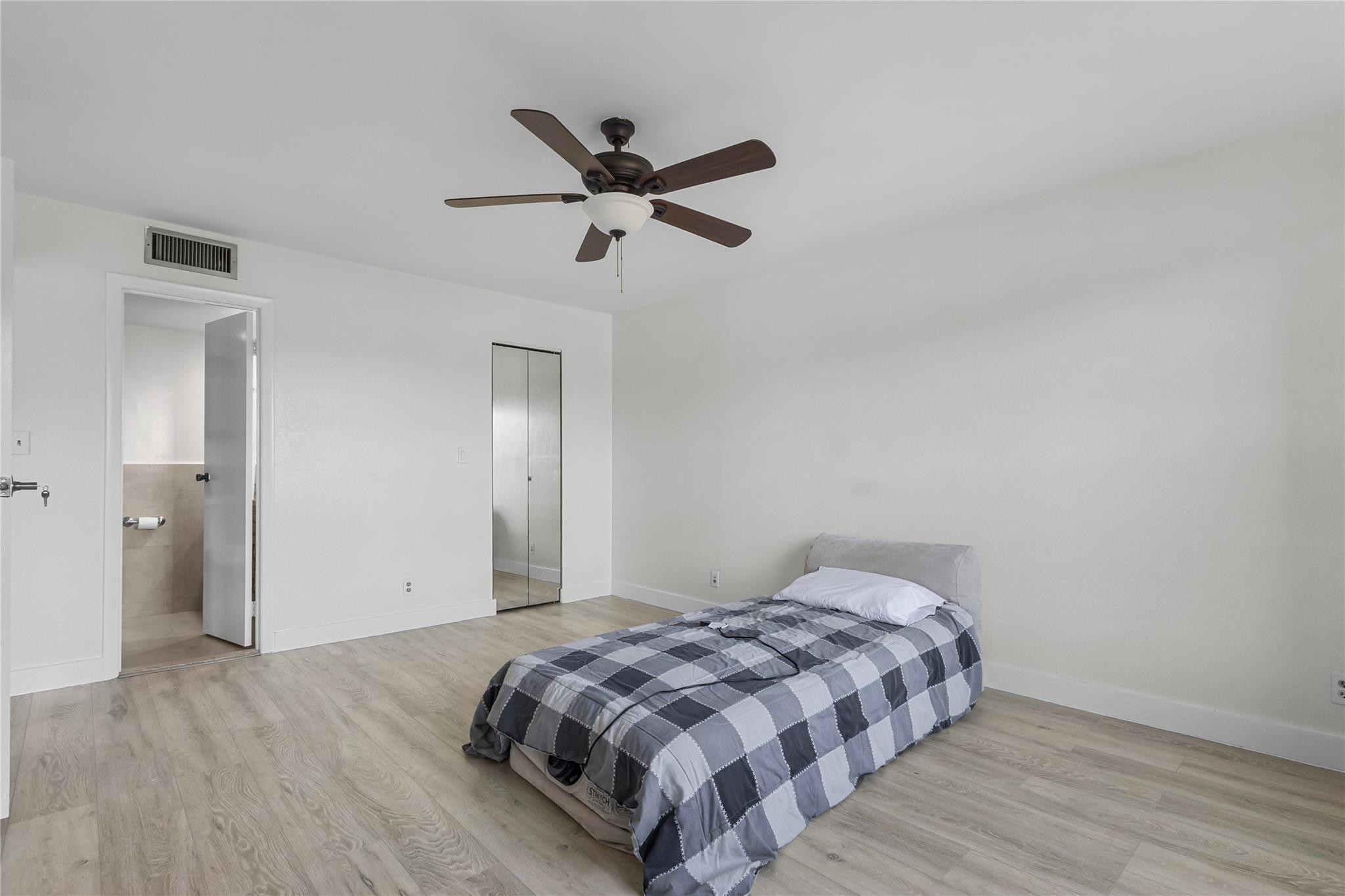8205 NW 61st #B218, Tamarac FL 33321