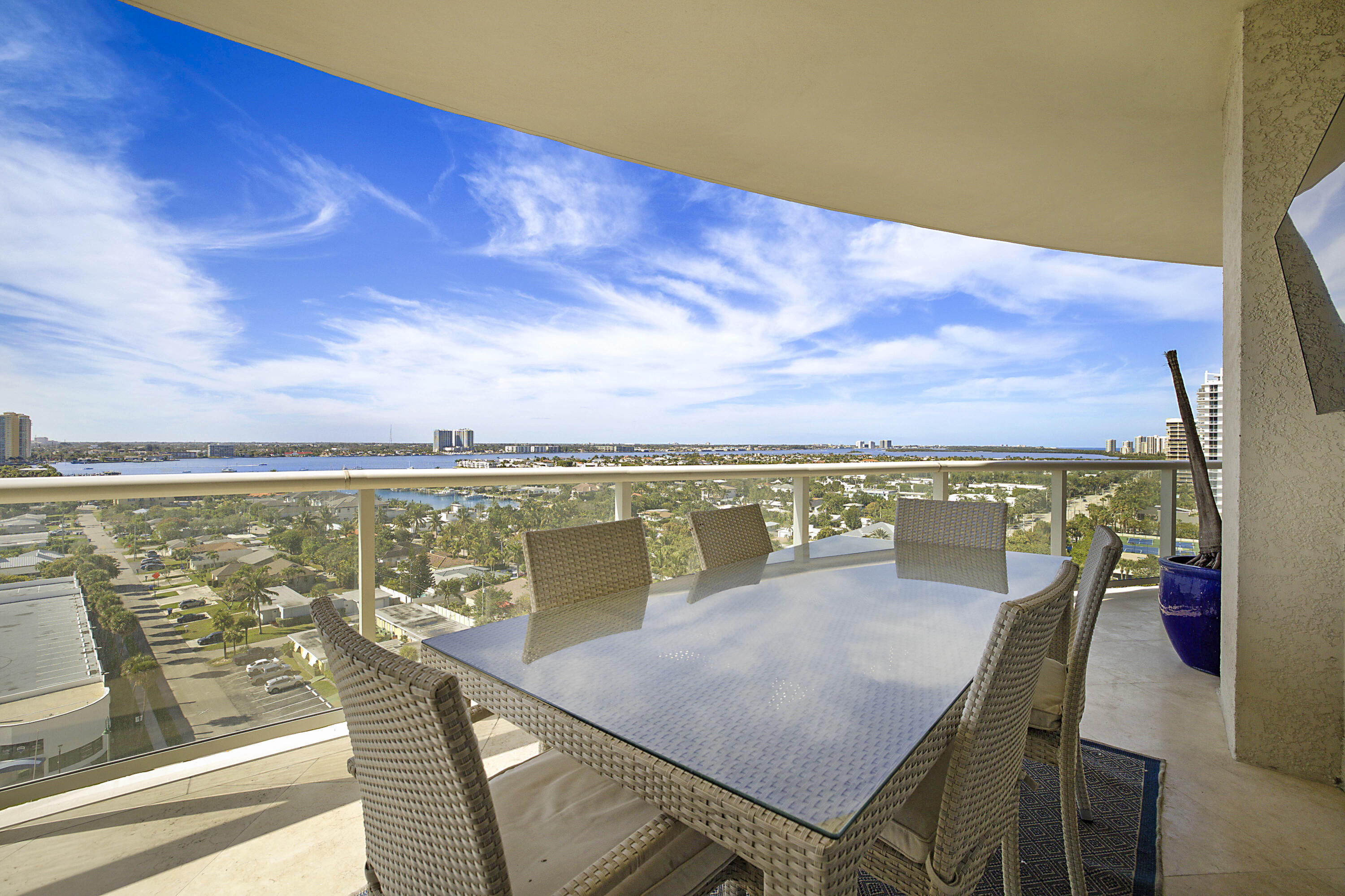 2700 N Ocean #1006b, Riviera Beach FL 33404
