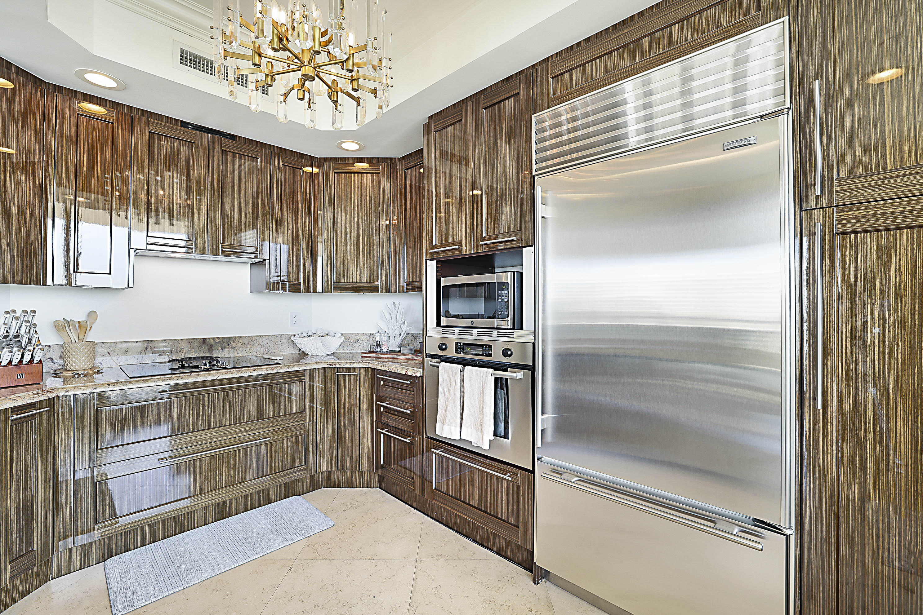 2700 N Ocean #1006b, Riviera Beach FL 33404