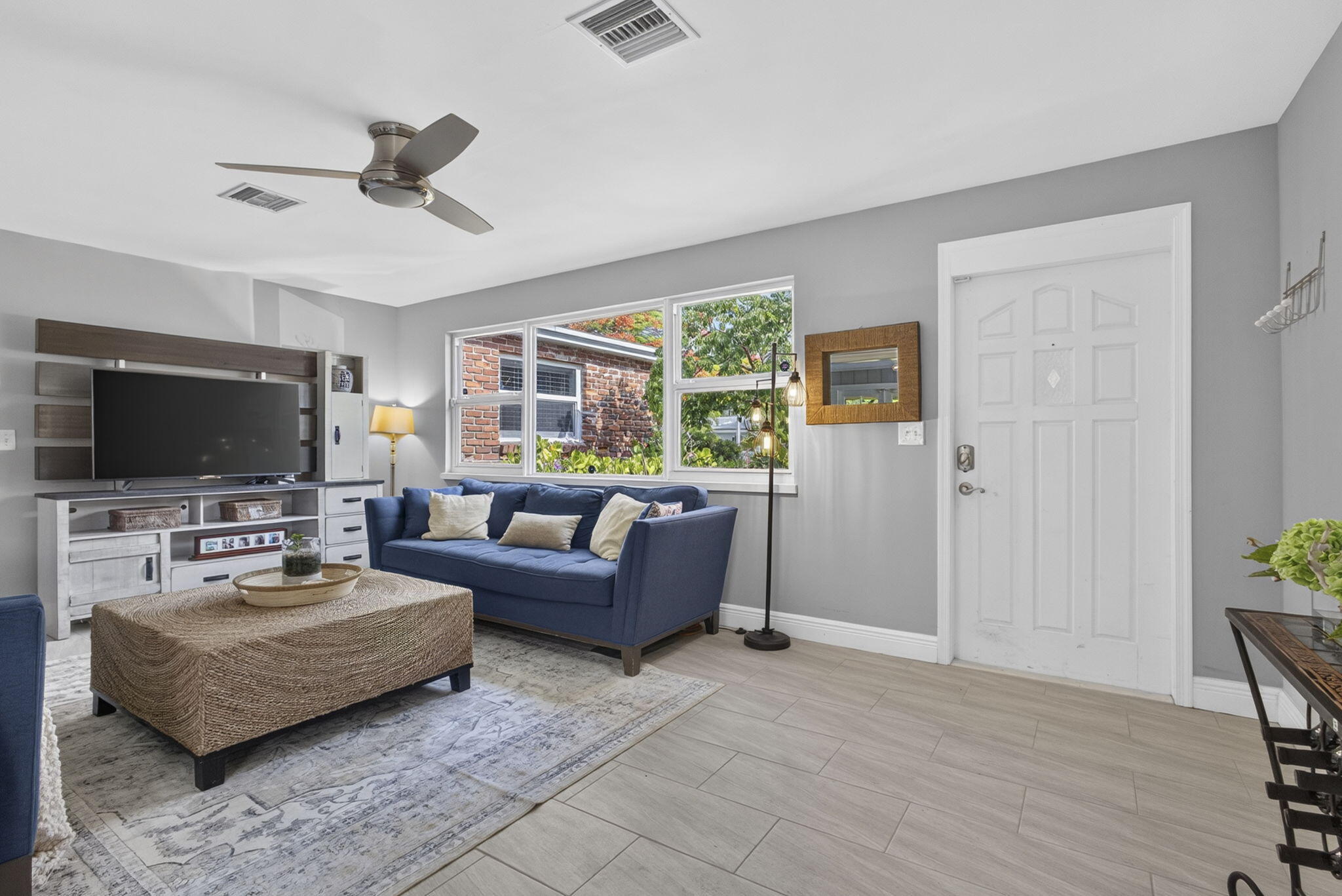 338 Hunter, West Palm Beach FL 33405