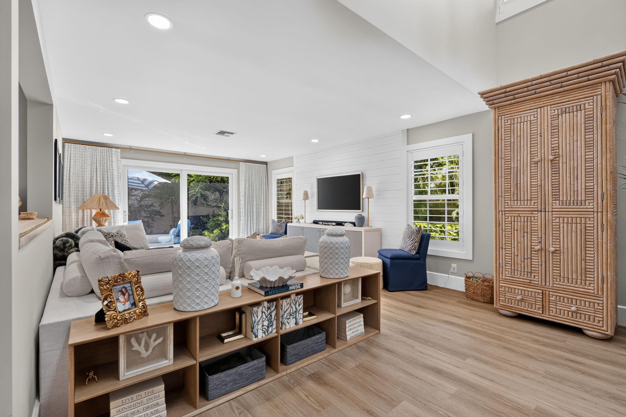 121 Ocean Dunes, Jupiter FL 33477