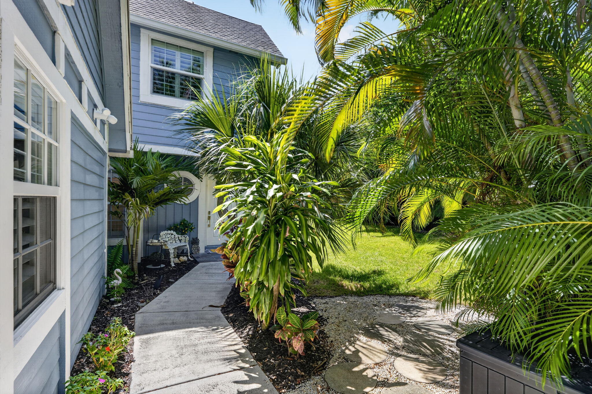 121 Ocean Dunes, Jupiter FL 33477