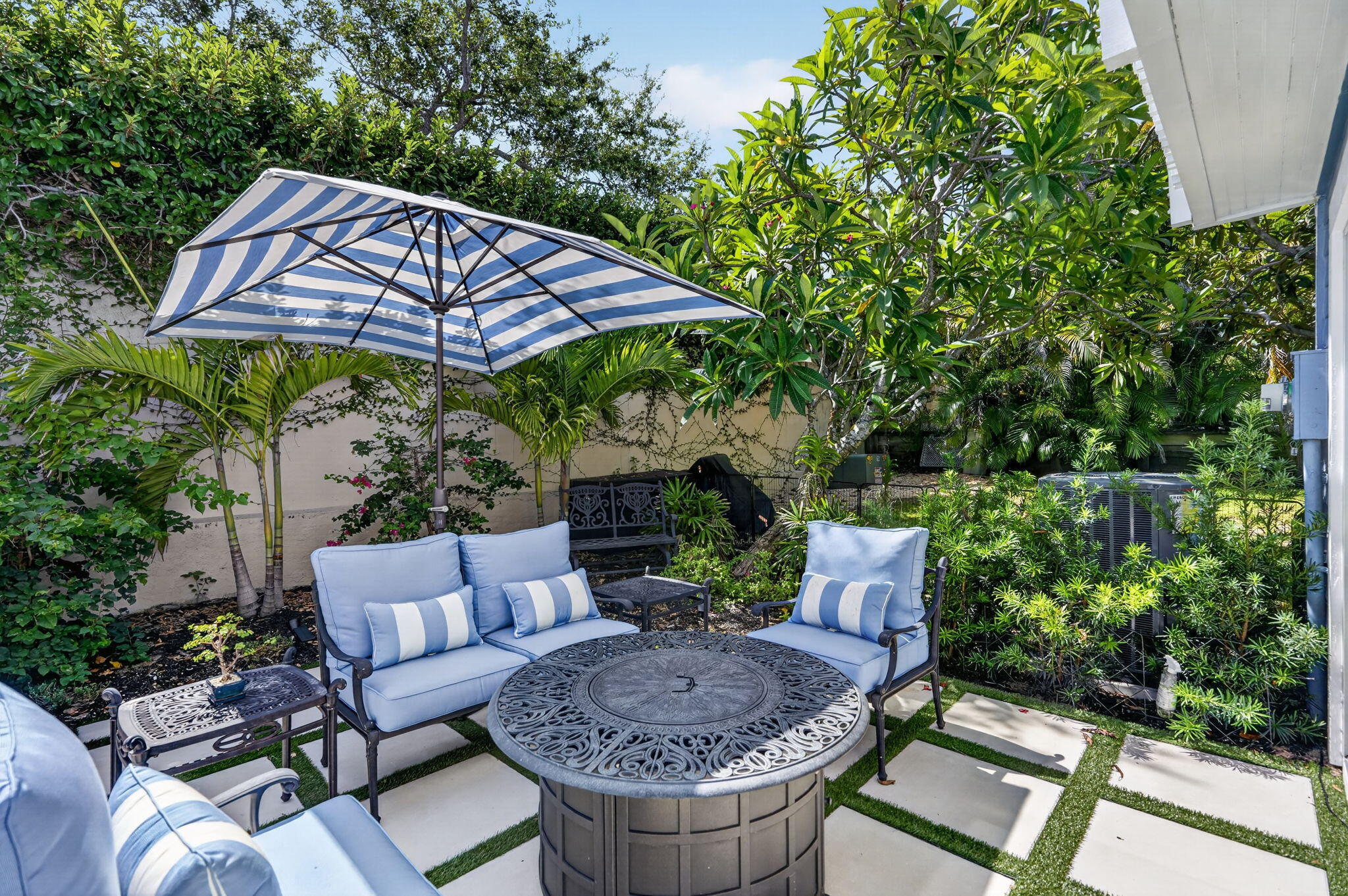 121 Ocean Dunes, Jupiter FL 33477