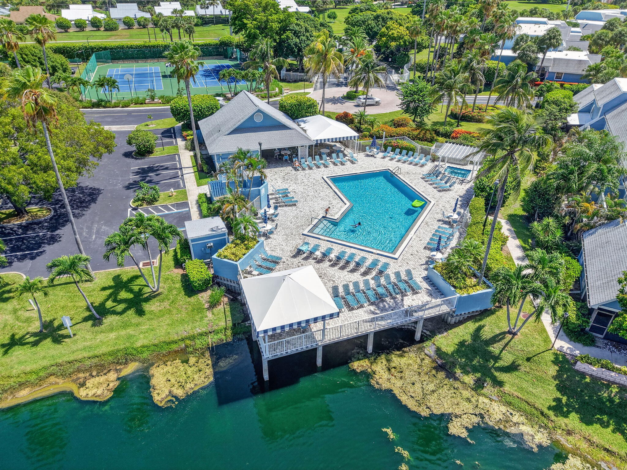 121 Ocean Dunes, Jupiter FL 33477