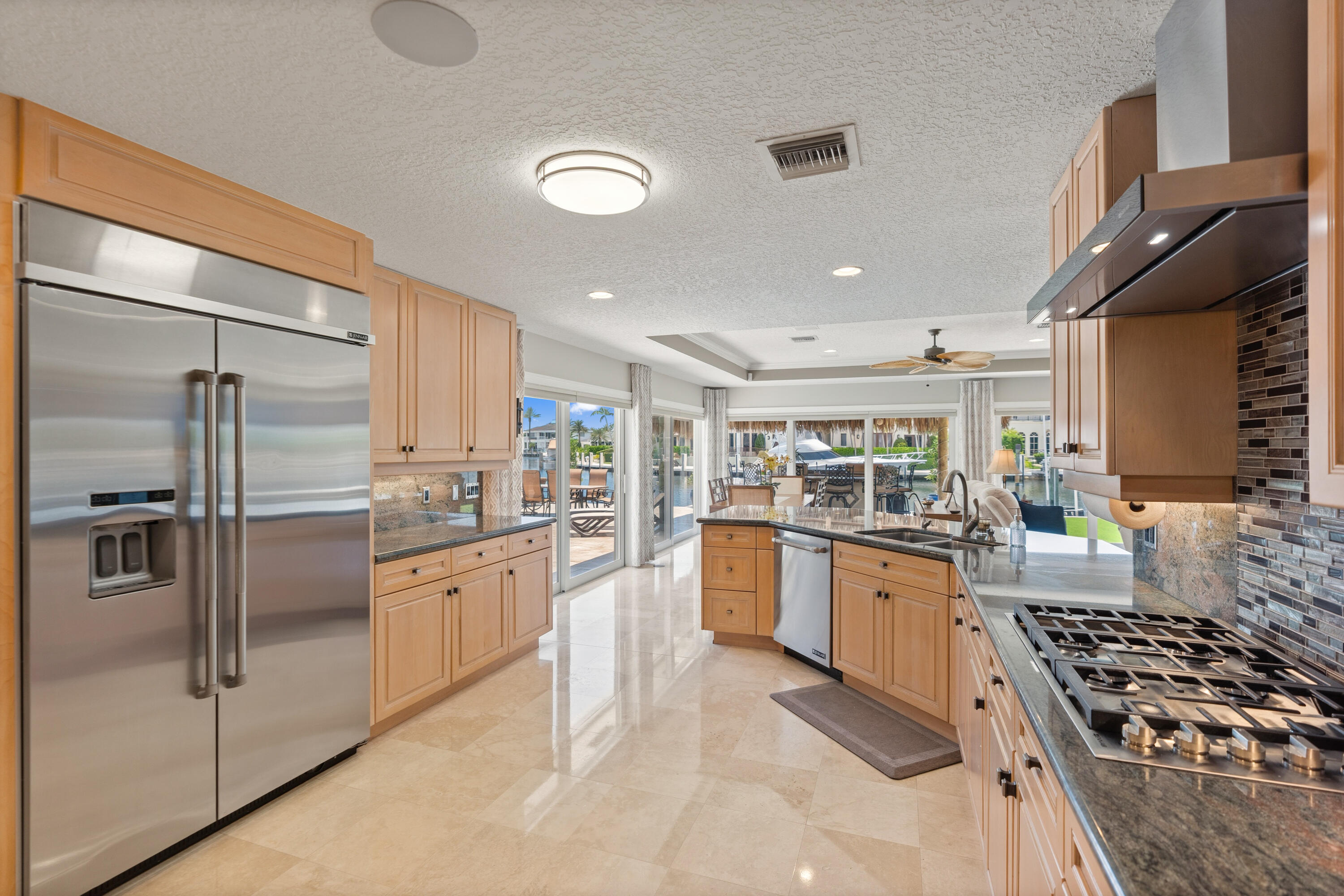 2600 NE 33rd, Lighthouse Point FL 33064