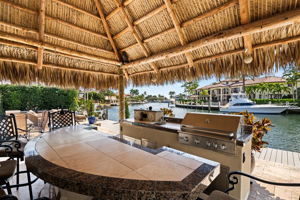 2600 NE 33rd, Lighthouse Point FL 33064