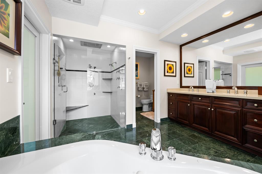 2600 NE 33rd, Lighthouse Point FL 33064