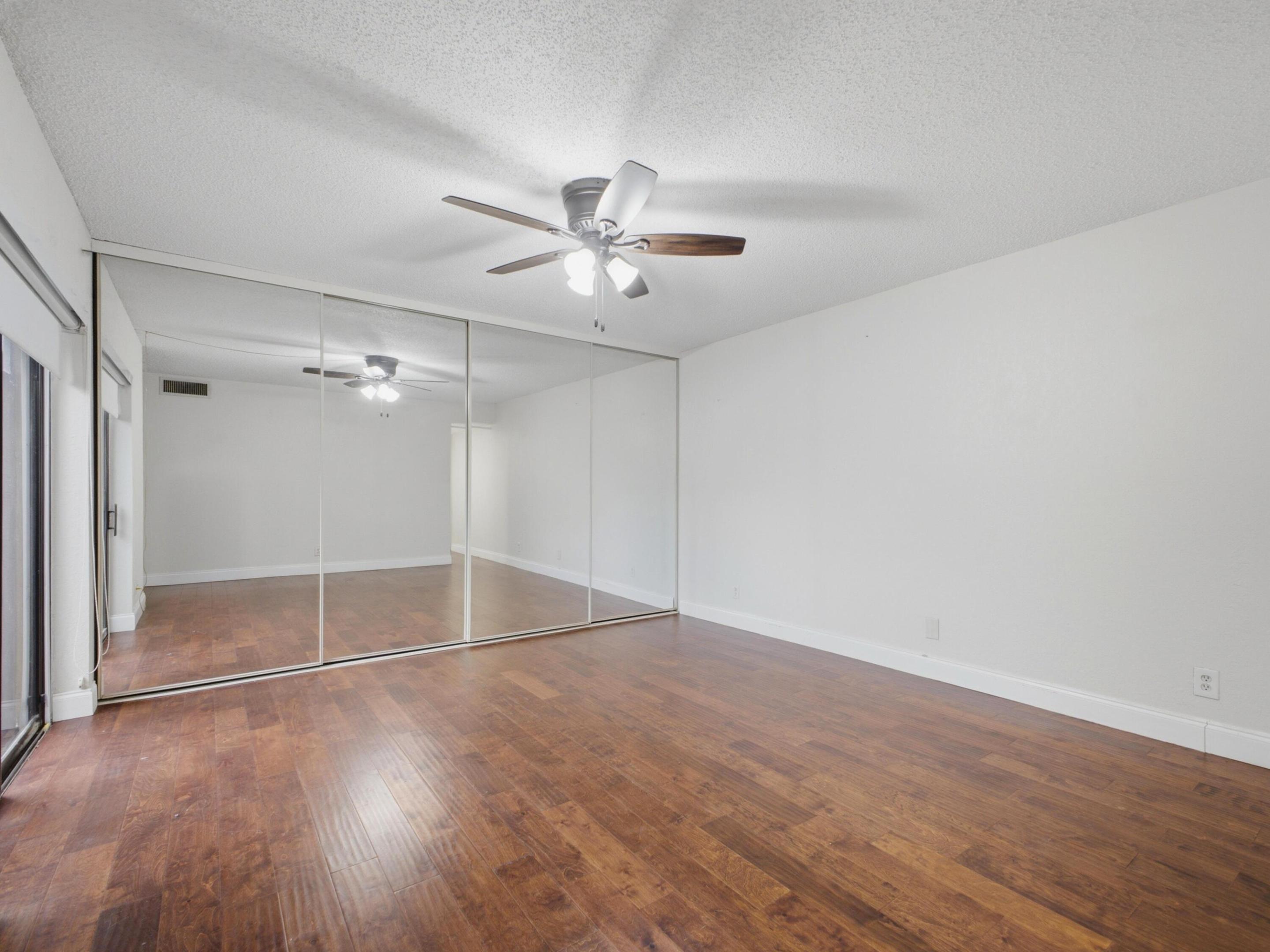 105 Woodland, Palm Springs FL 33461