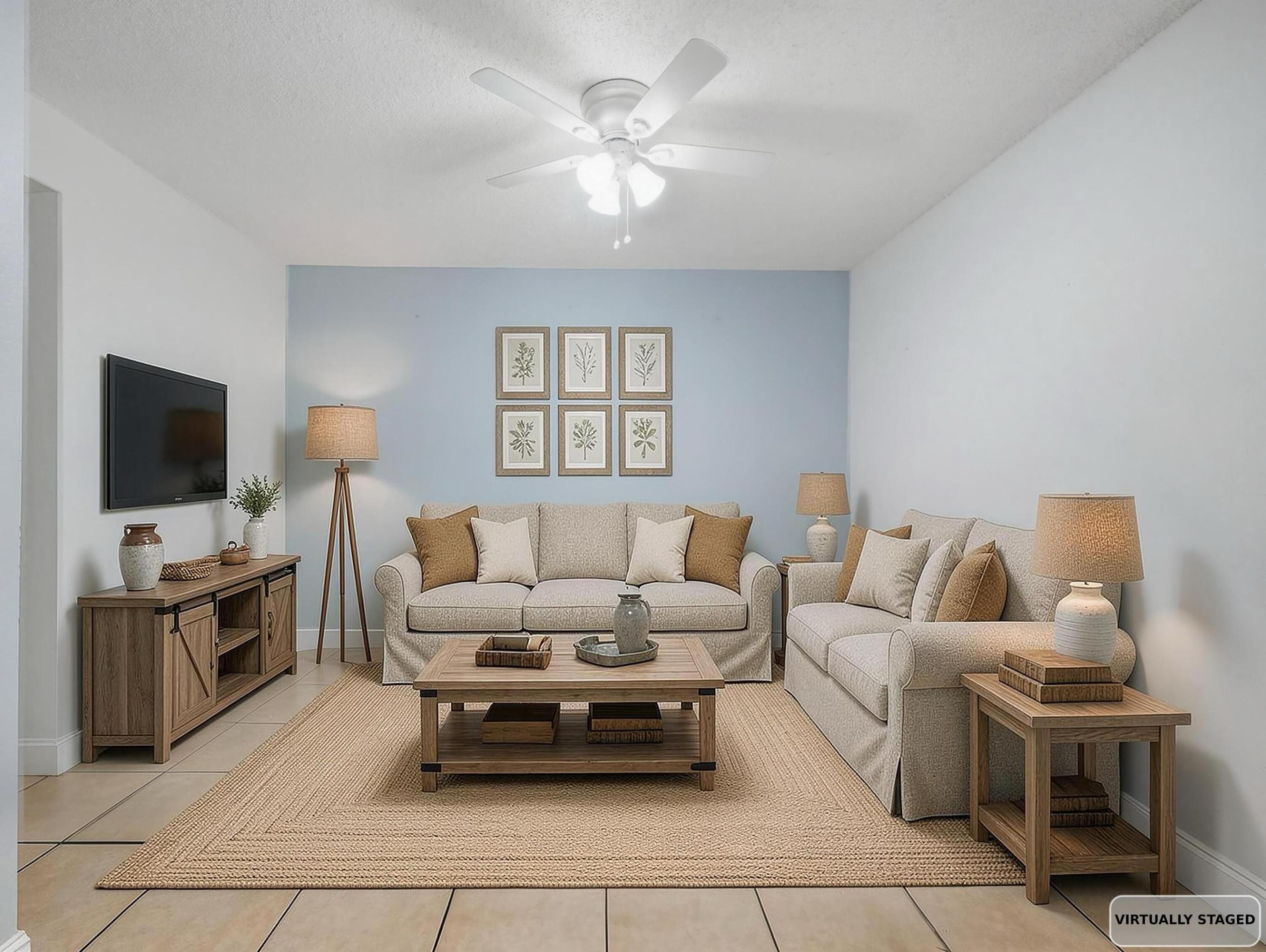 105 Woodland, Palm Springs FL 33461