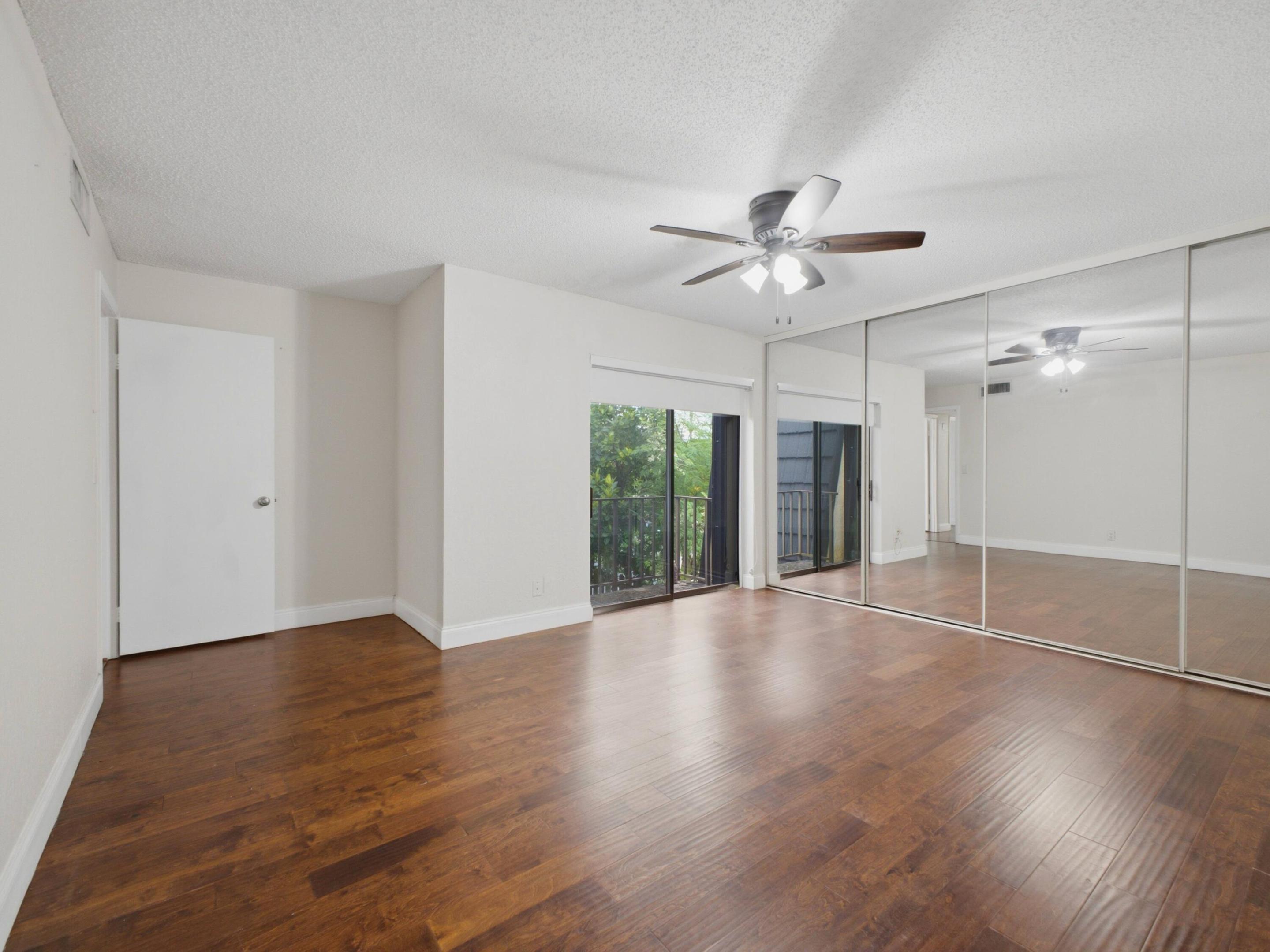 105 Woodland, Palm Springs FL 33461