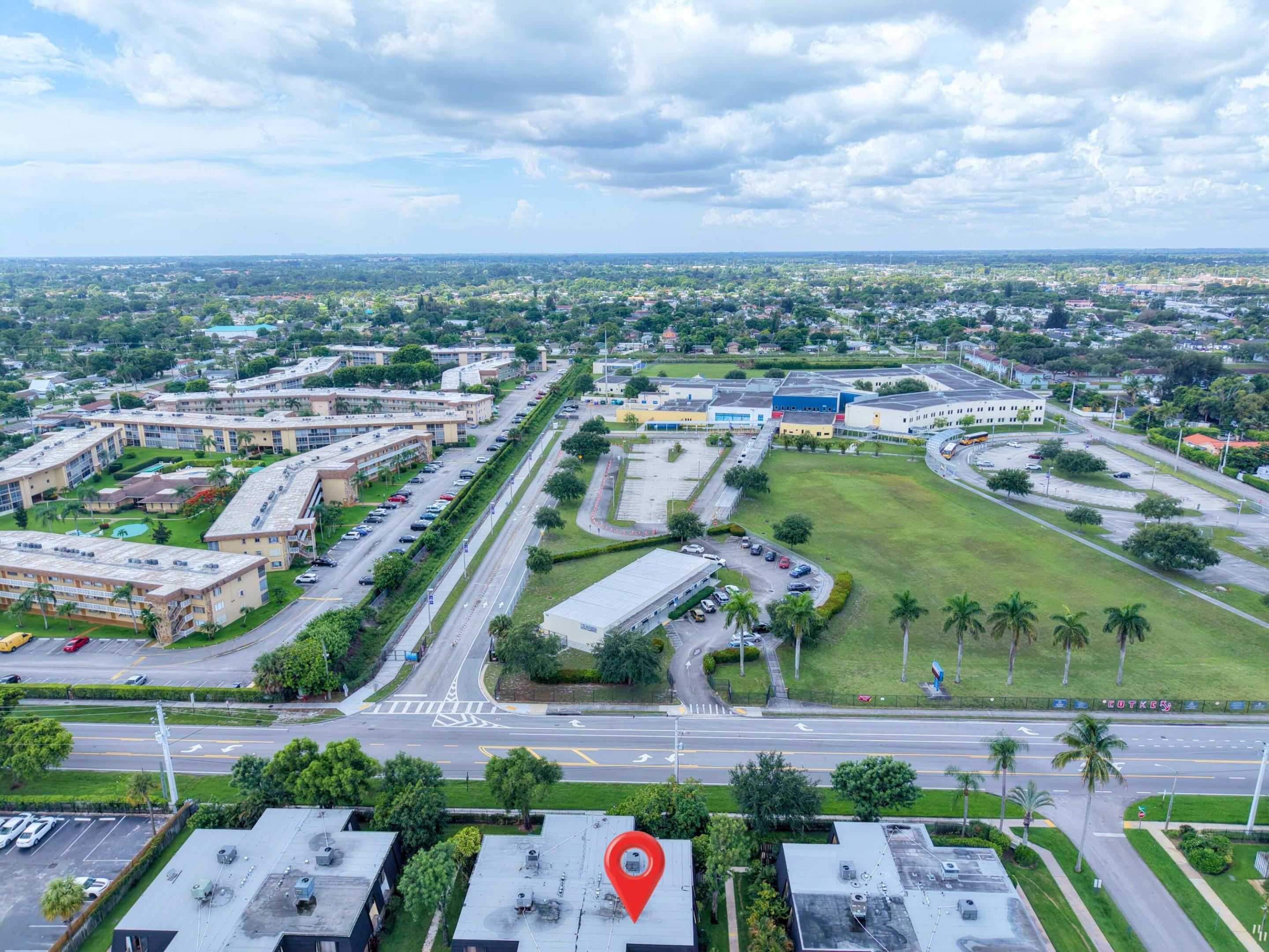 105 Woodland, Palm Springs FL 33461