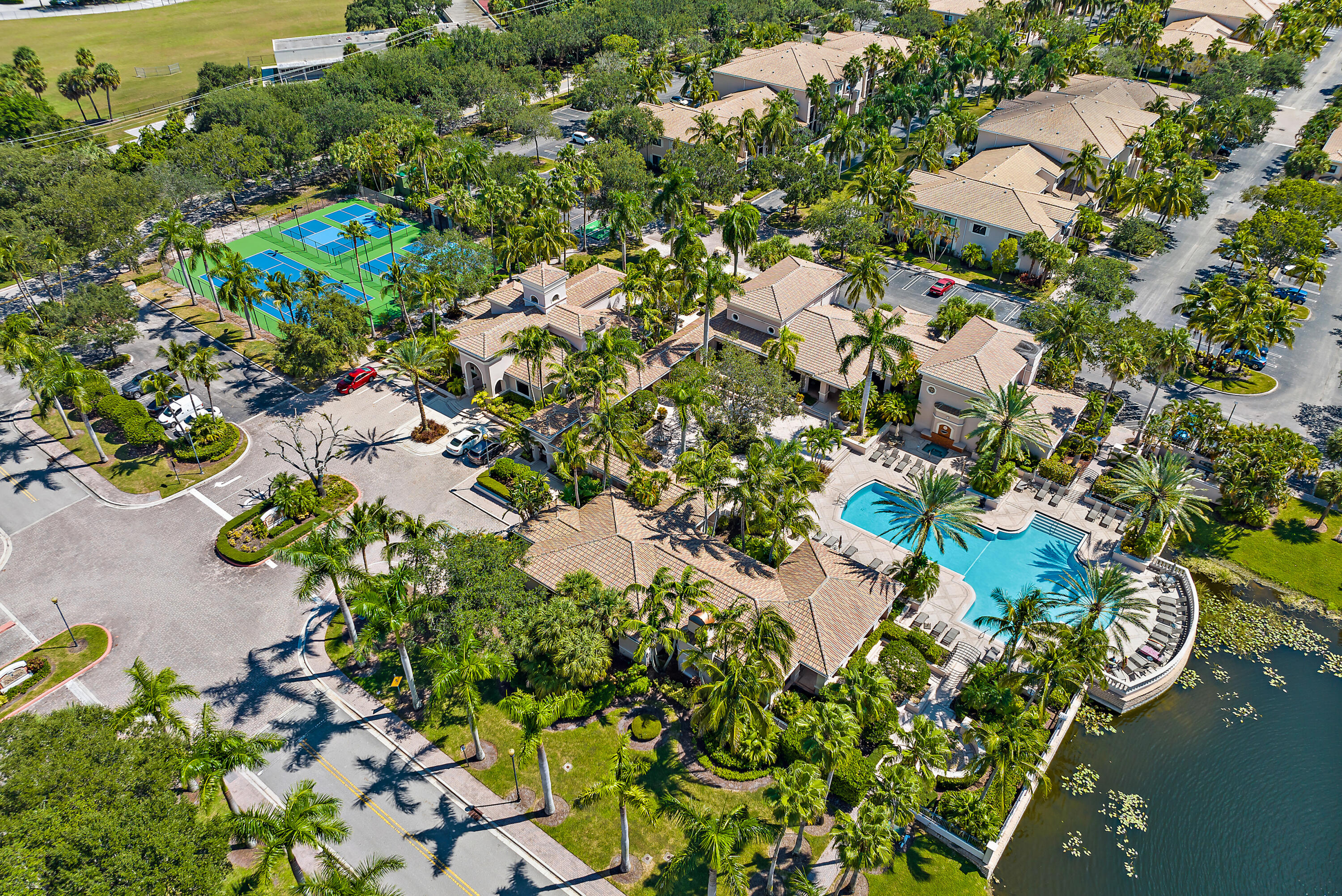 2805 Veronia #107, Palm Beach Gardens FL 33410