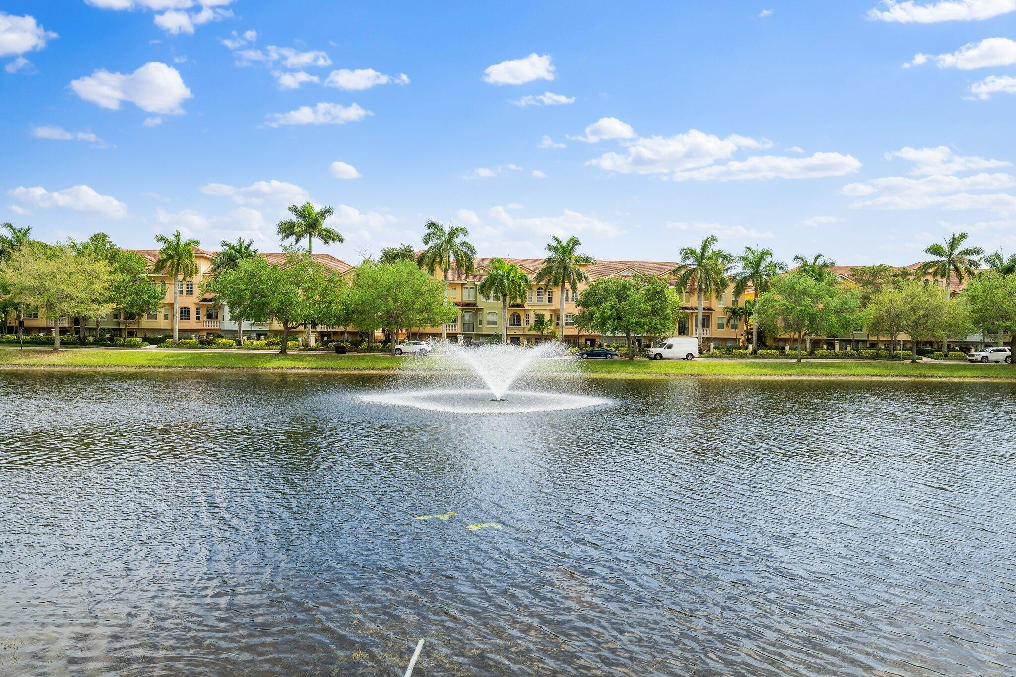 2805 Veronia #107, Palm Beach Gardens FL 33410