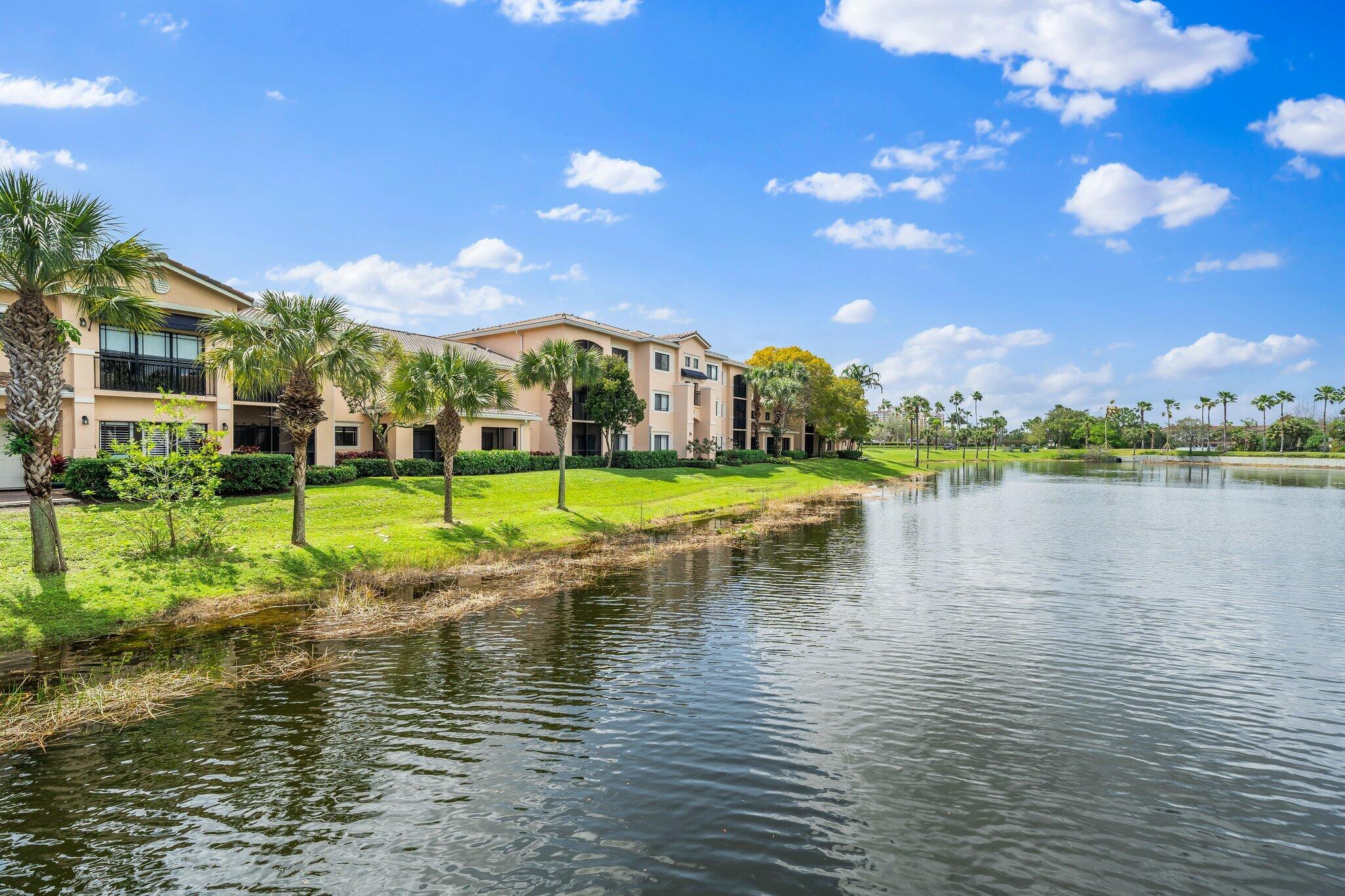 2805 Veronia #107, Palm Beach Gardens FL 33410