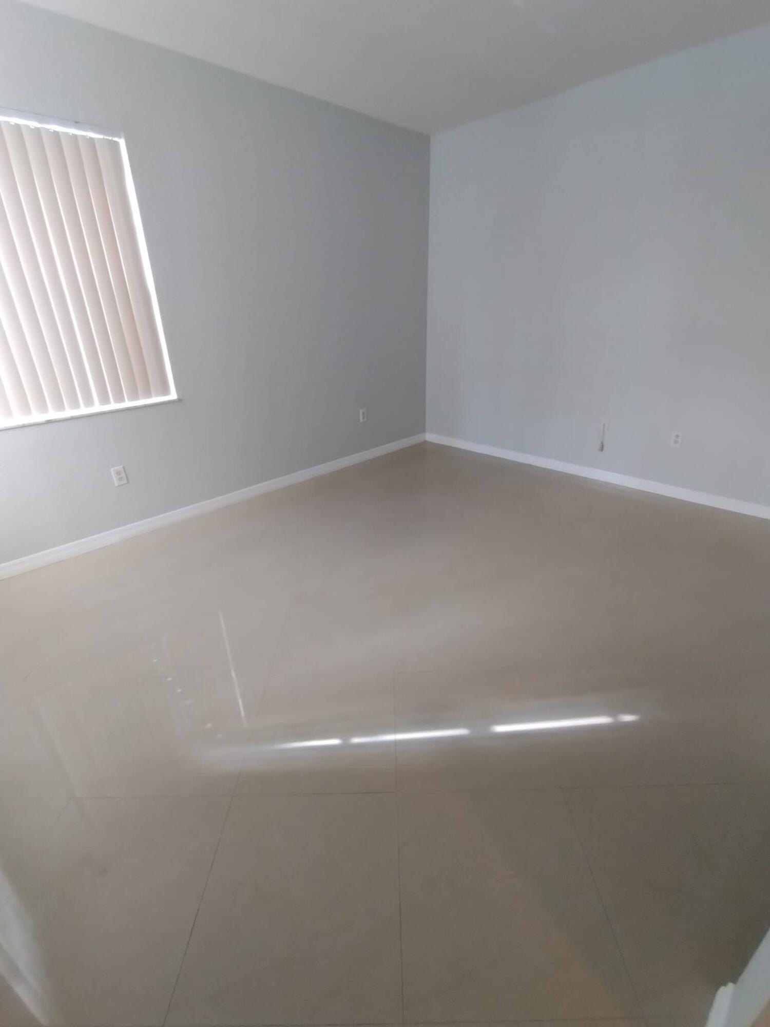 2307 Belmont #2307, North Lauderdale FL 33068