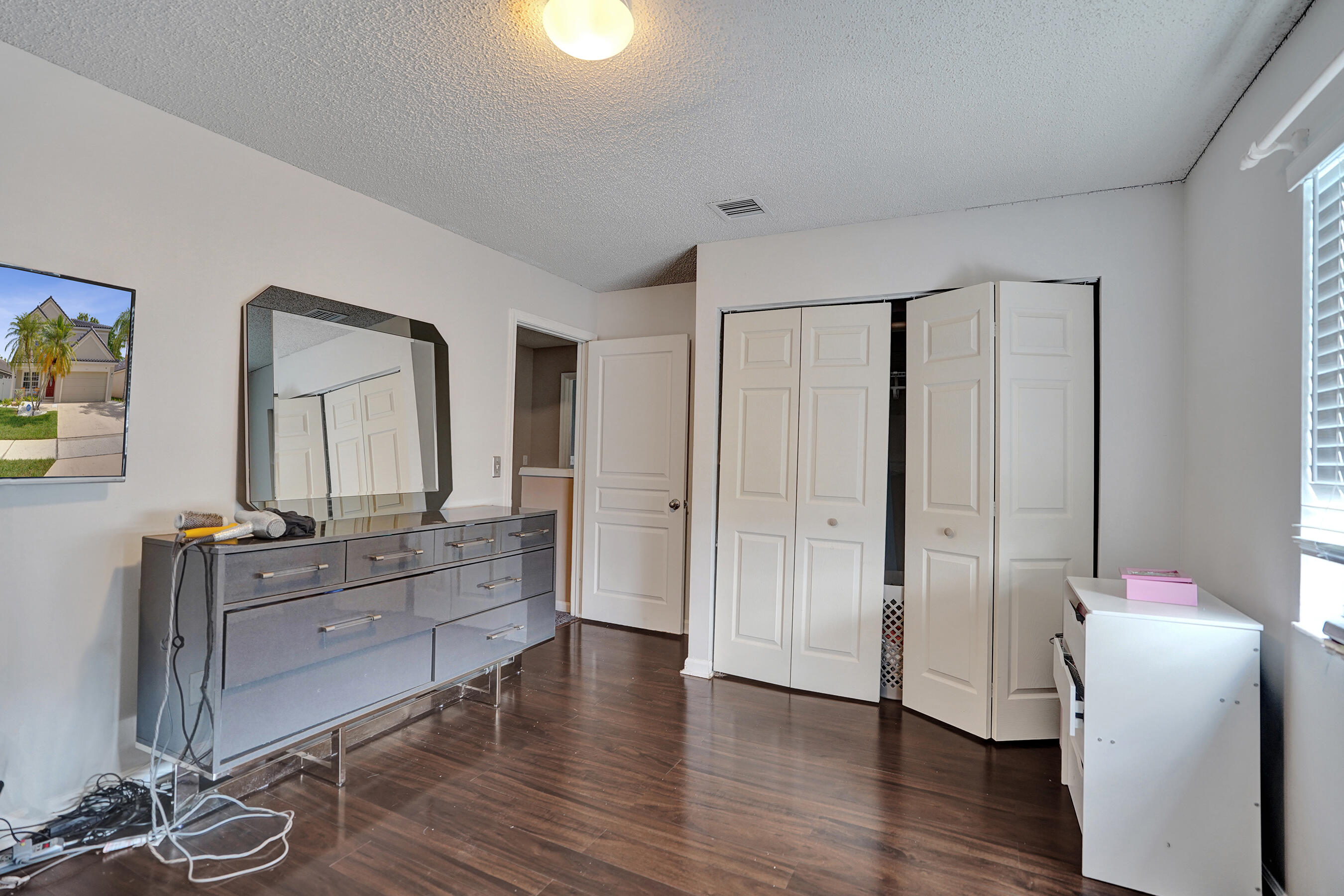 5884 N Plum Bay, Tamarac FL 33321