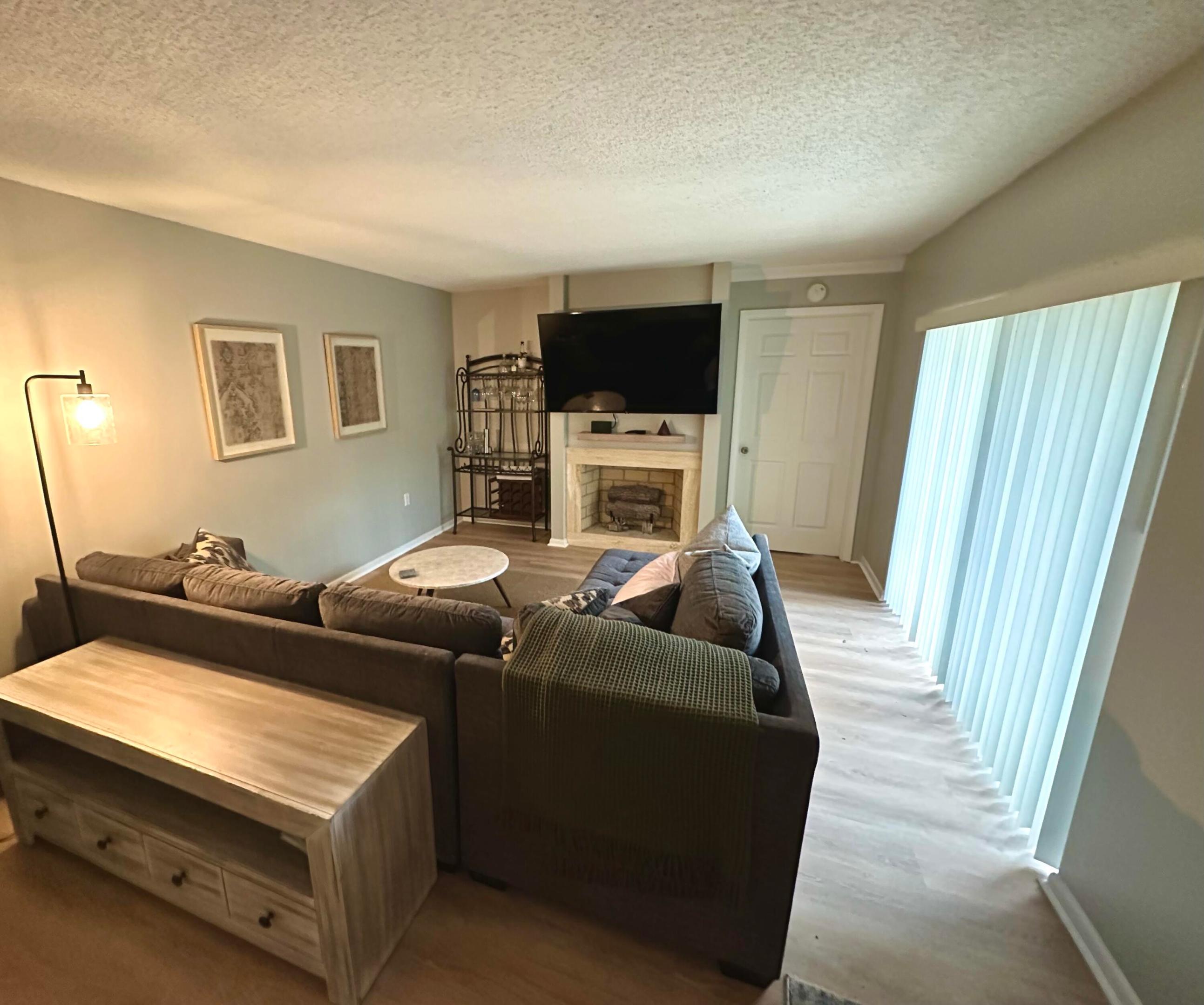 1201 12th, Palm Beach Gardens FL 33418