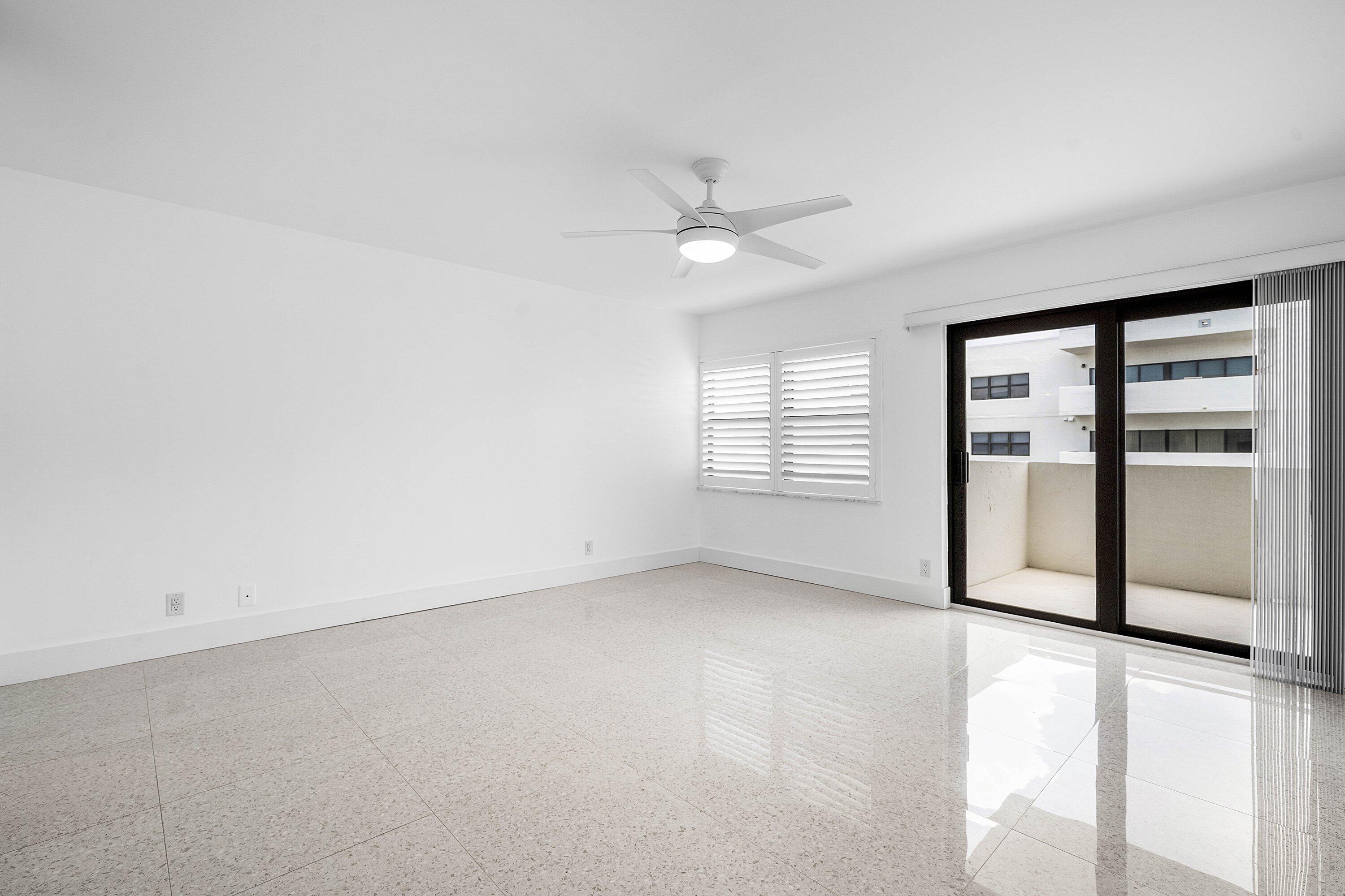 330 SE 20th #408, Deerfield Beach FL 33441