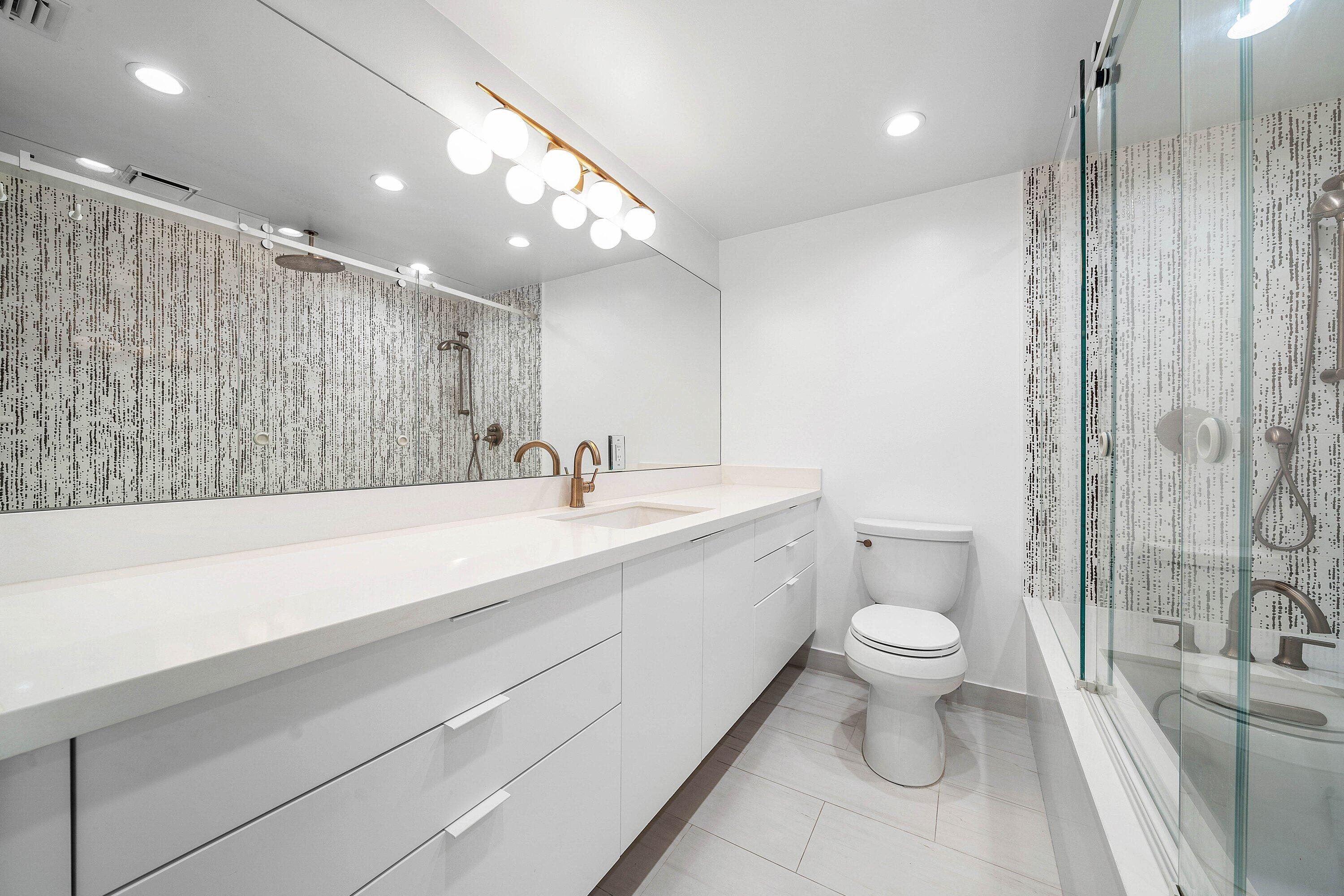 330 SE 20th #408, Deerfield Beach FL 33441