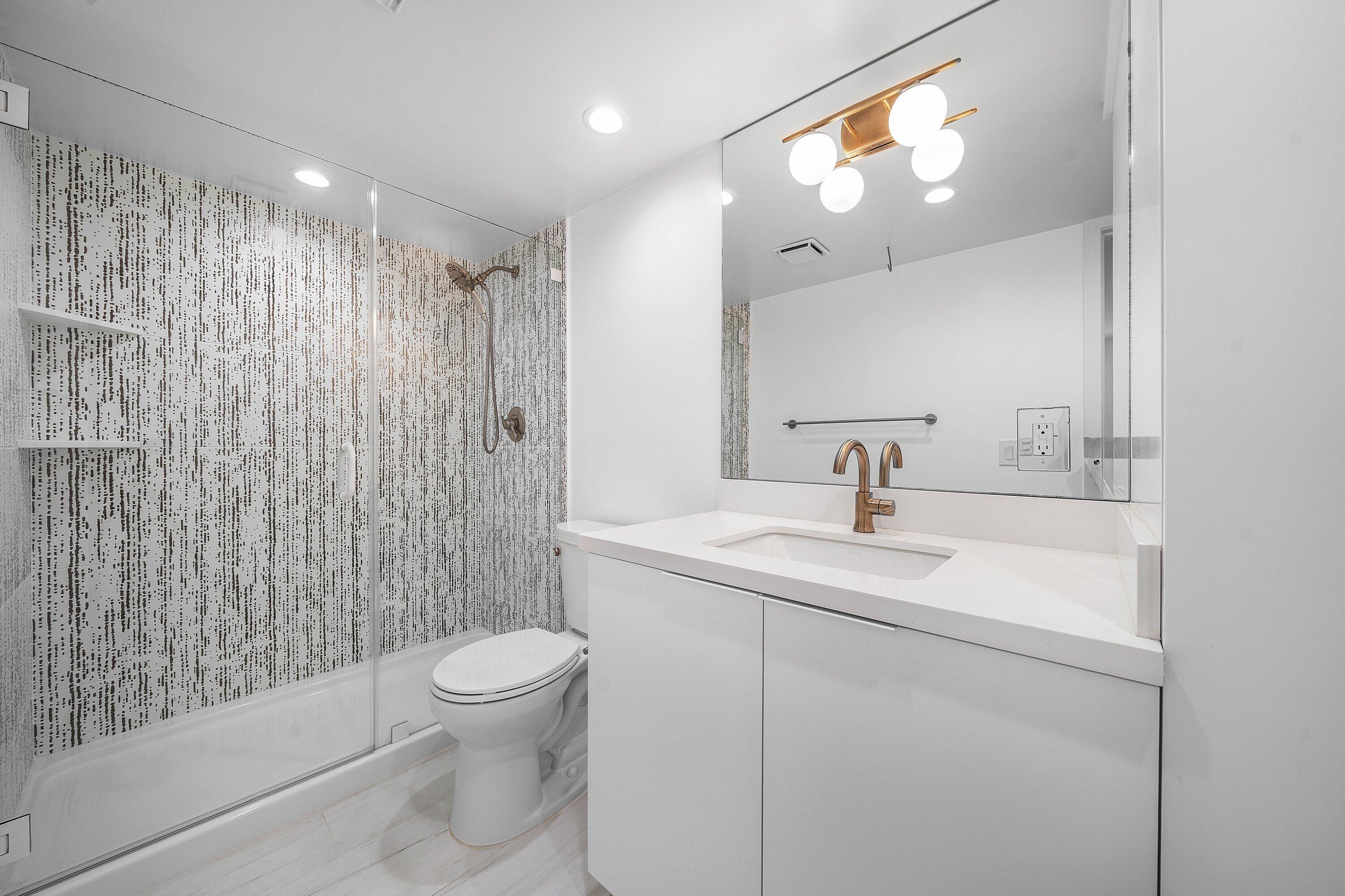 330 SE 20th #408, Deerfield Beach FL 33441