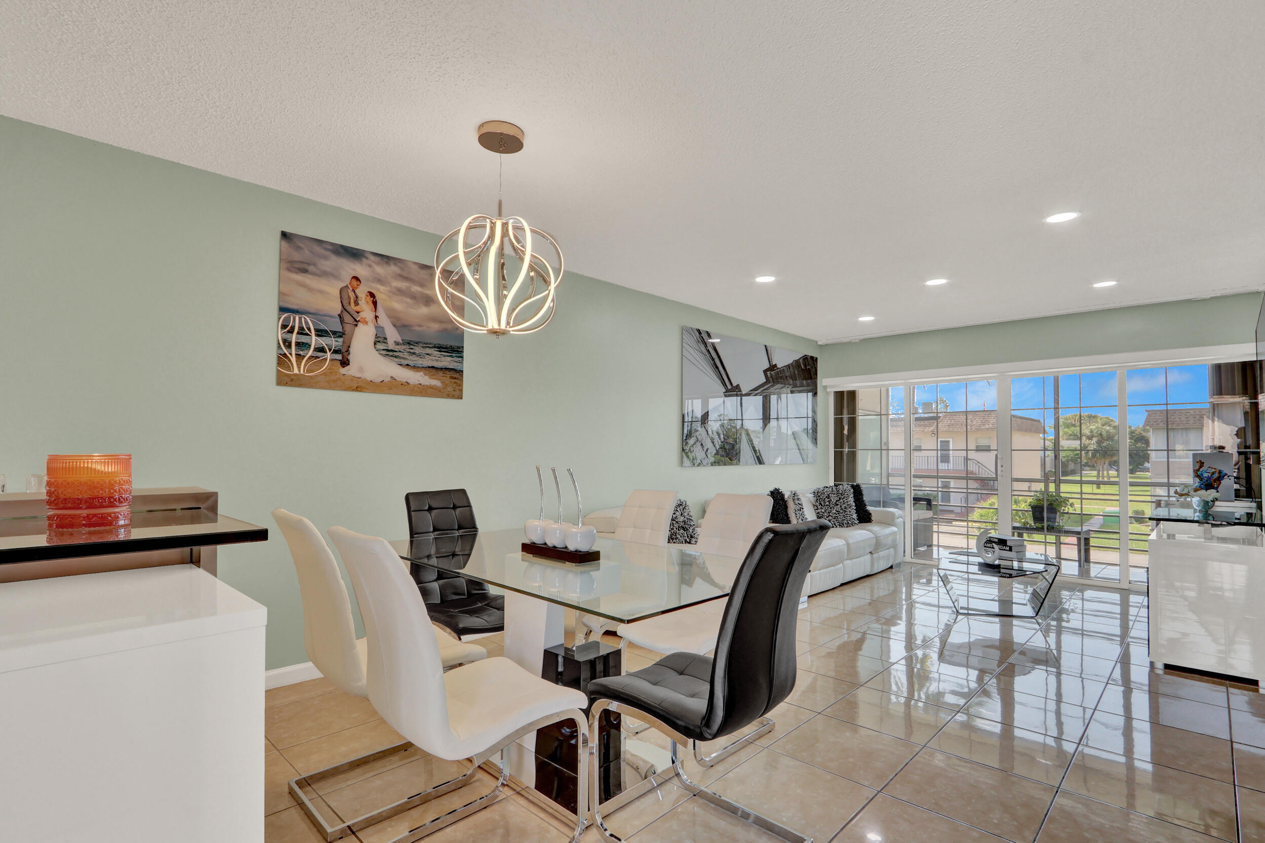 502 Davis #12, Palm Springs FL 33461