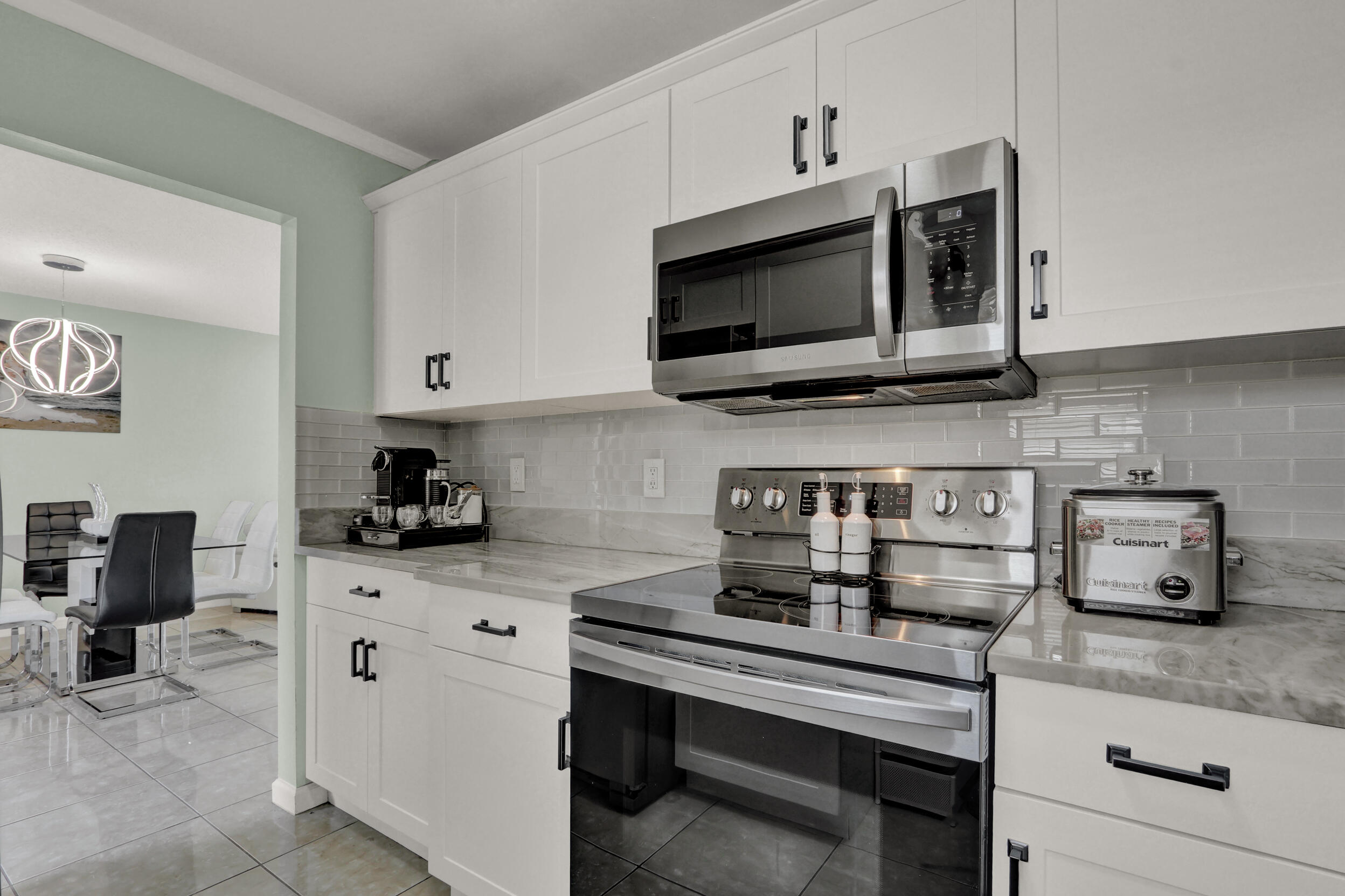 502 Davis #12, Palm Springs FL 33461