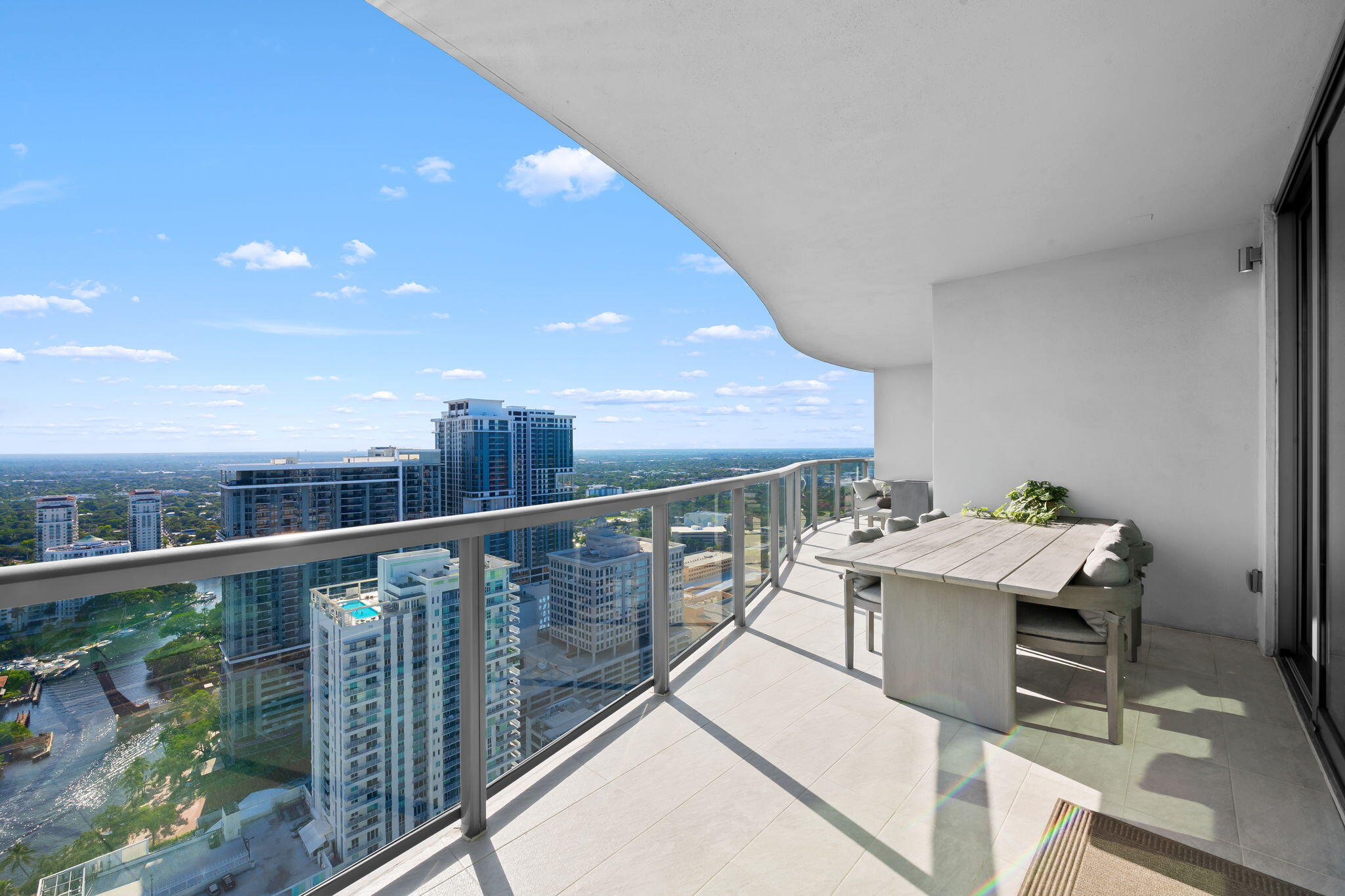 100 E Las Olas #3804, Fort Lauderdale FL 33301