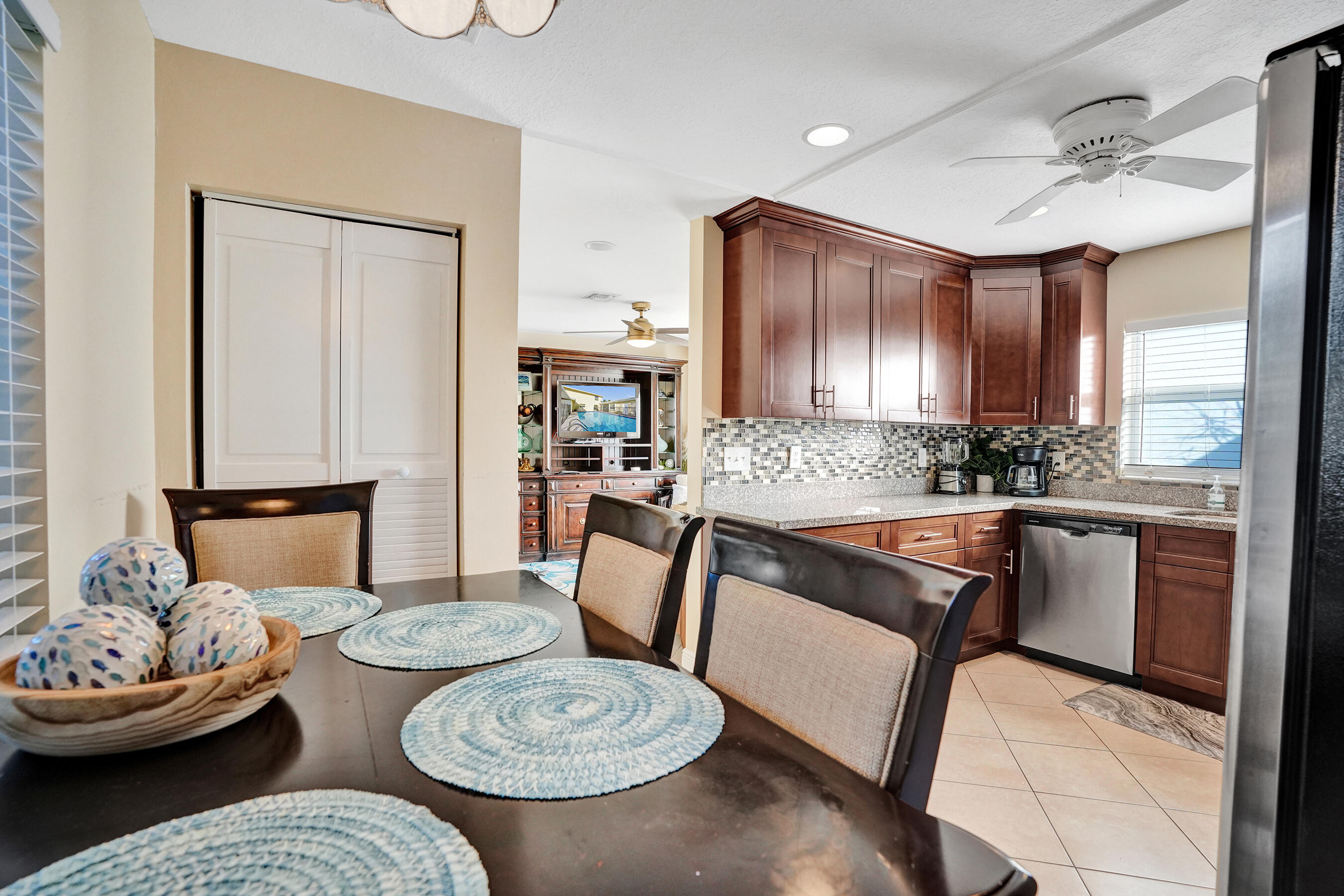 740 Buttonwood, North Palm Beach FL 33408