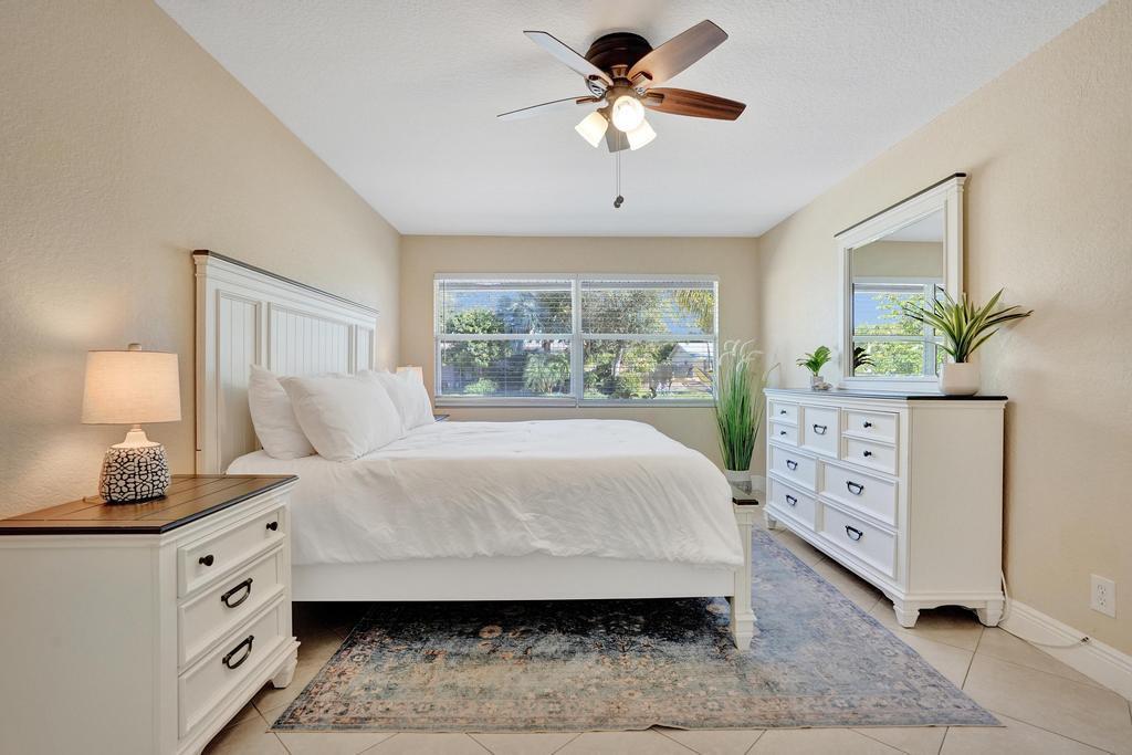 740 Buttonwood, North Palm Beach FL 33408