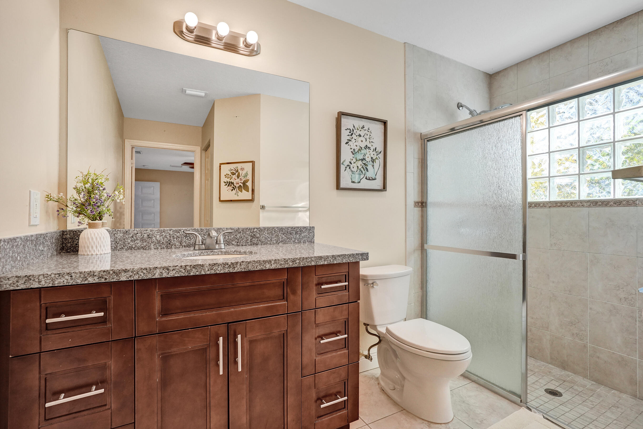 740 Buttonwood, North Palm Beach FL 33408