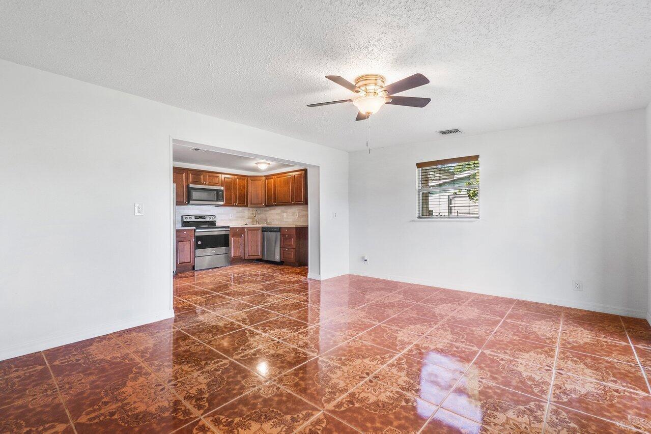 4271 Empress, Palm Beach Gardens FL 33410
