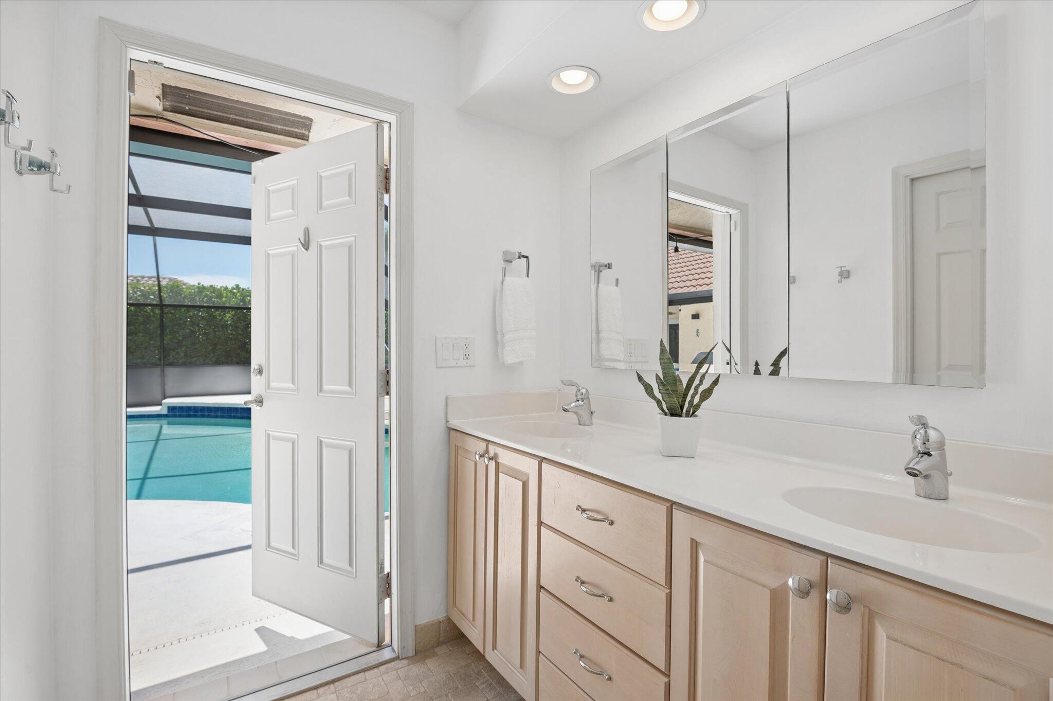 10080 Canoe Brook, Boca Raton FL 33498