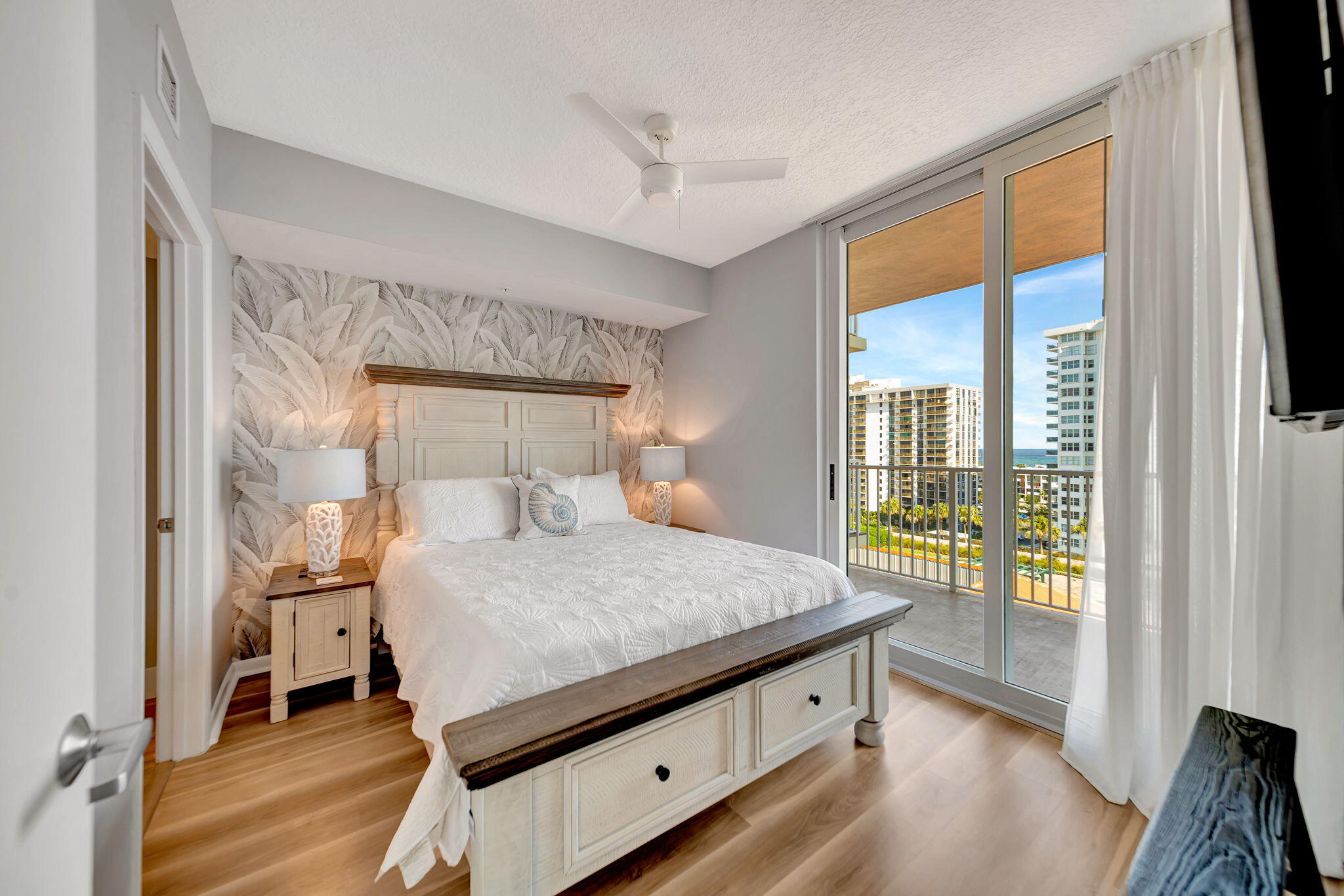 3020 NE 32nd #1017, Fort Lauderdale FL 33308