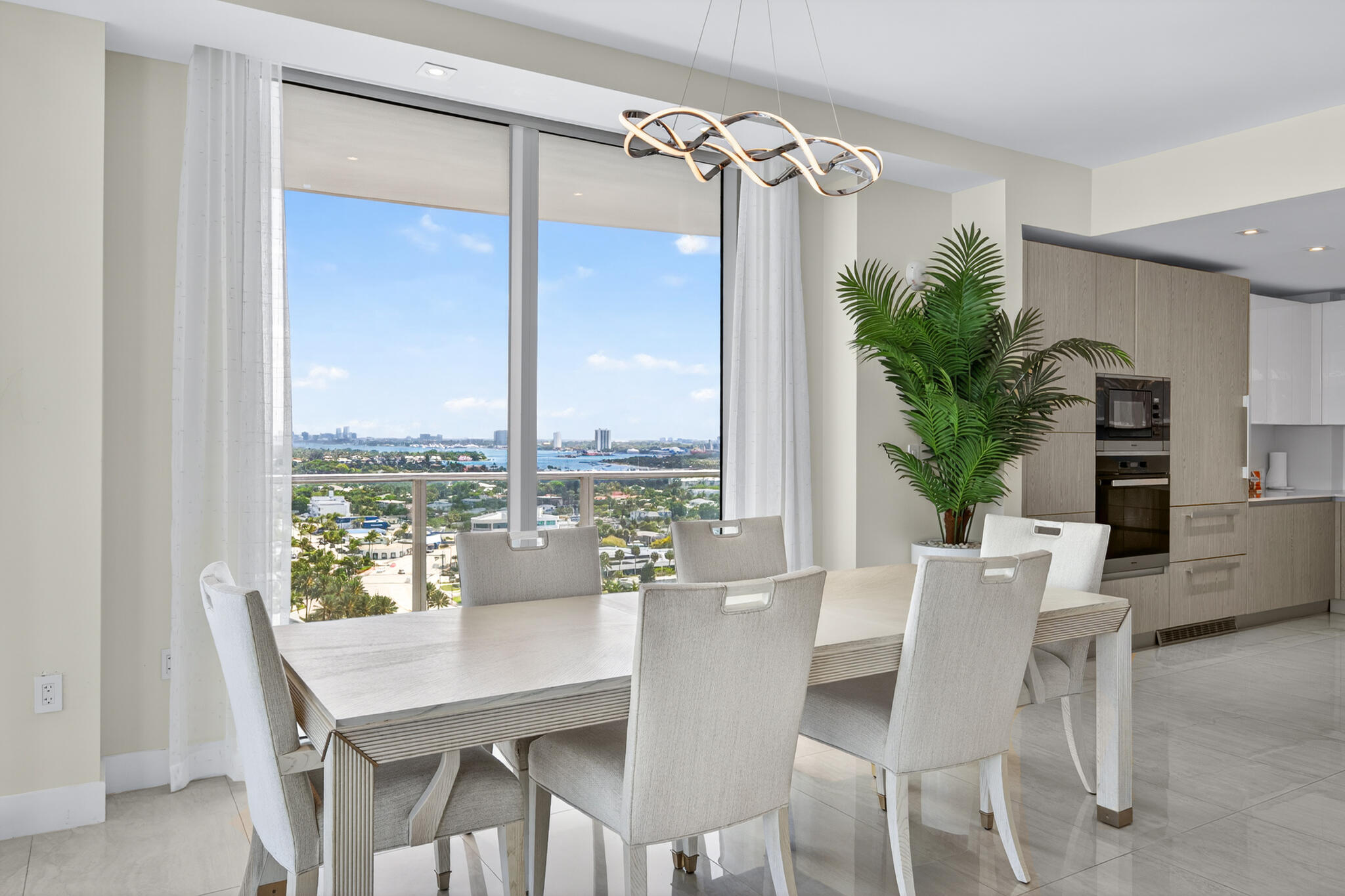 3100 N Ocean #1805p, Riviera Beach FL 33404
