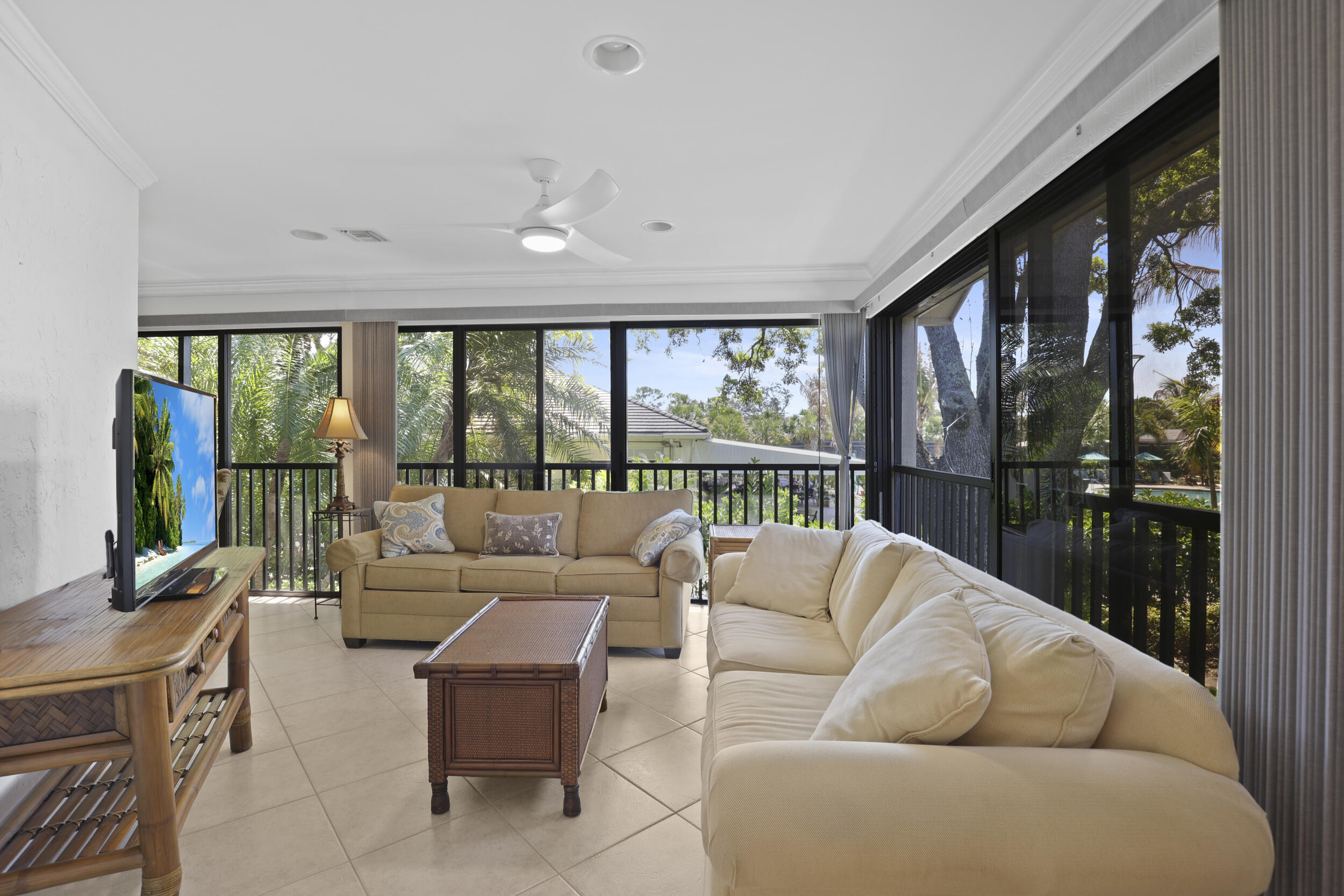 5172 SE Club #207, Stuart FL 34997